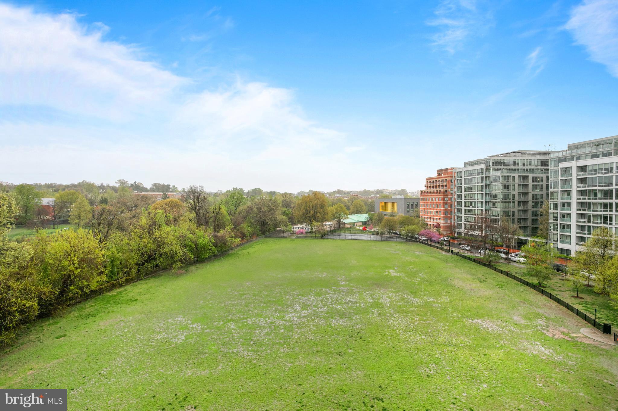 WEST END - Residential