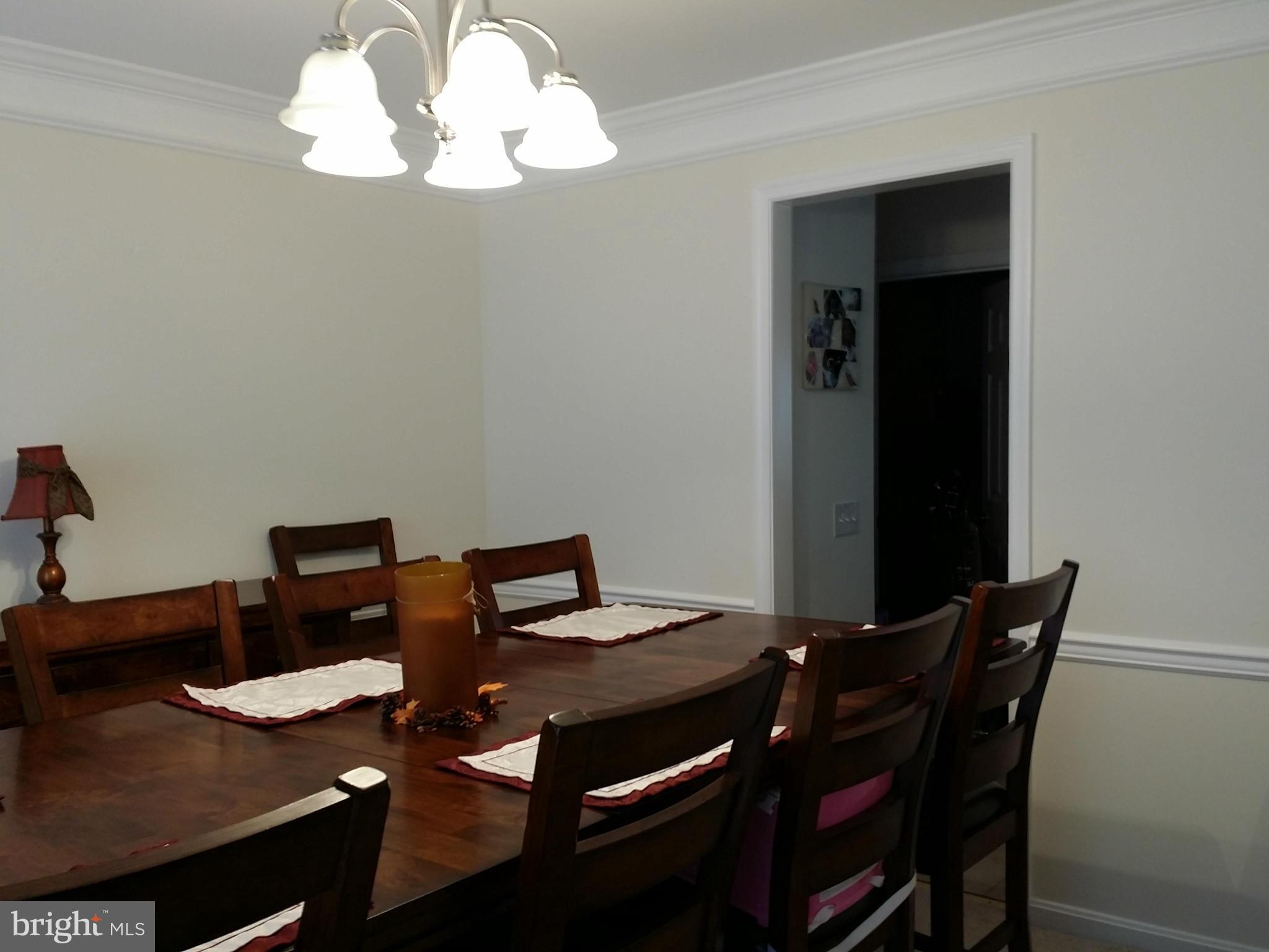 COLLINGTON ESTATES - Residential Lease