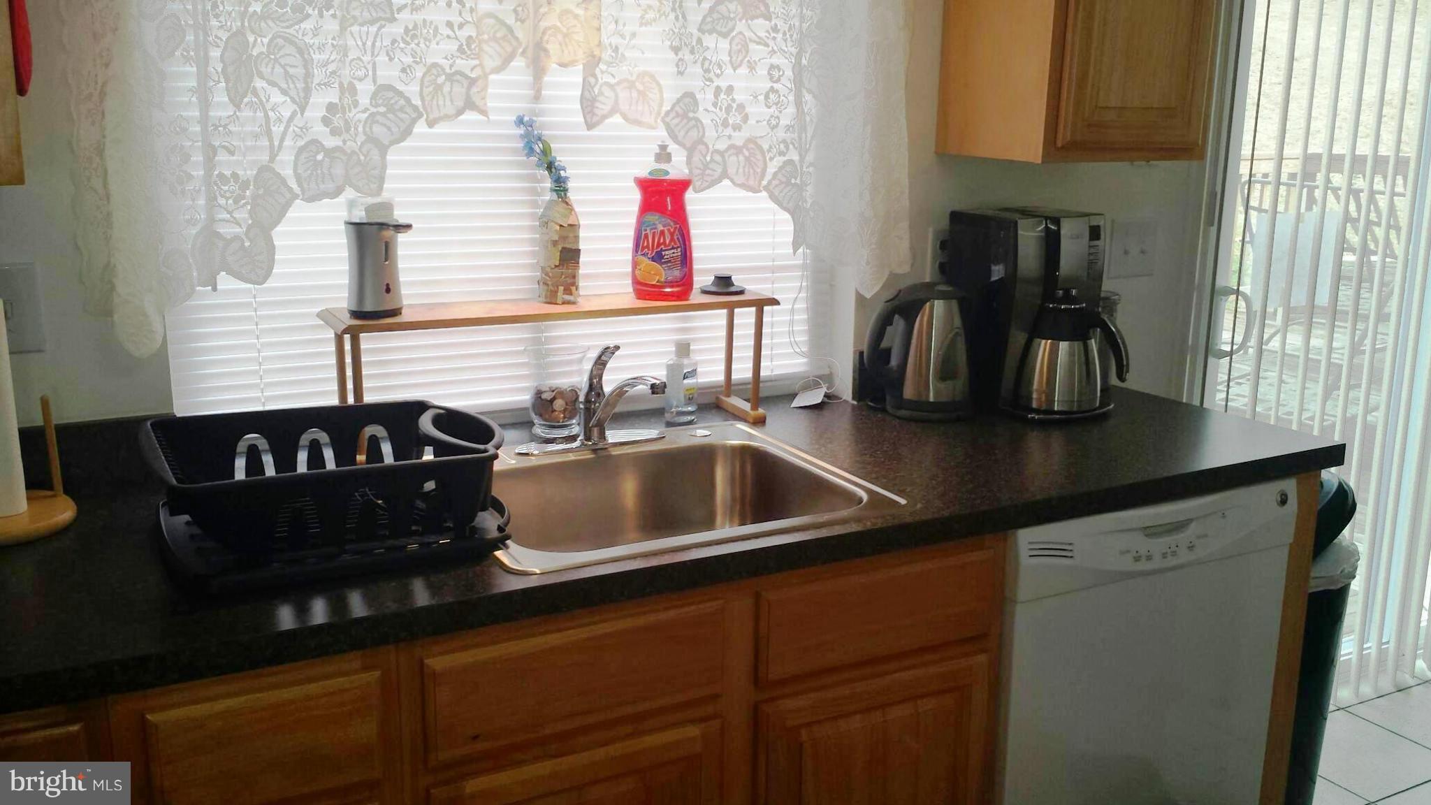 COLLINGTON ESTATES - Residential Lease