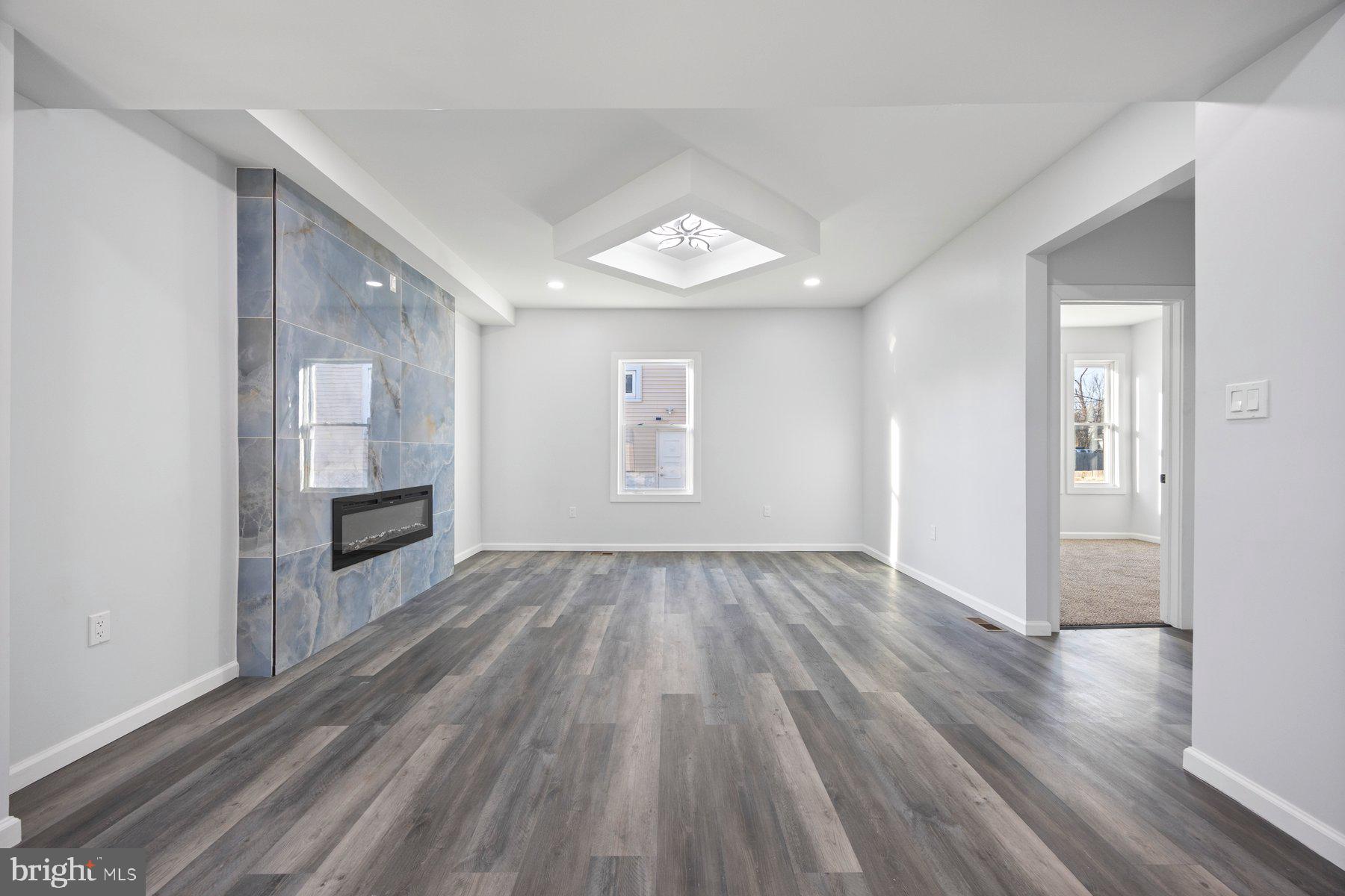 2920 E NORTHERN PARKWAY