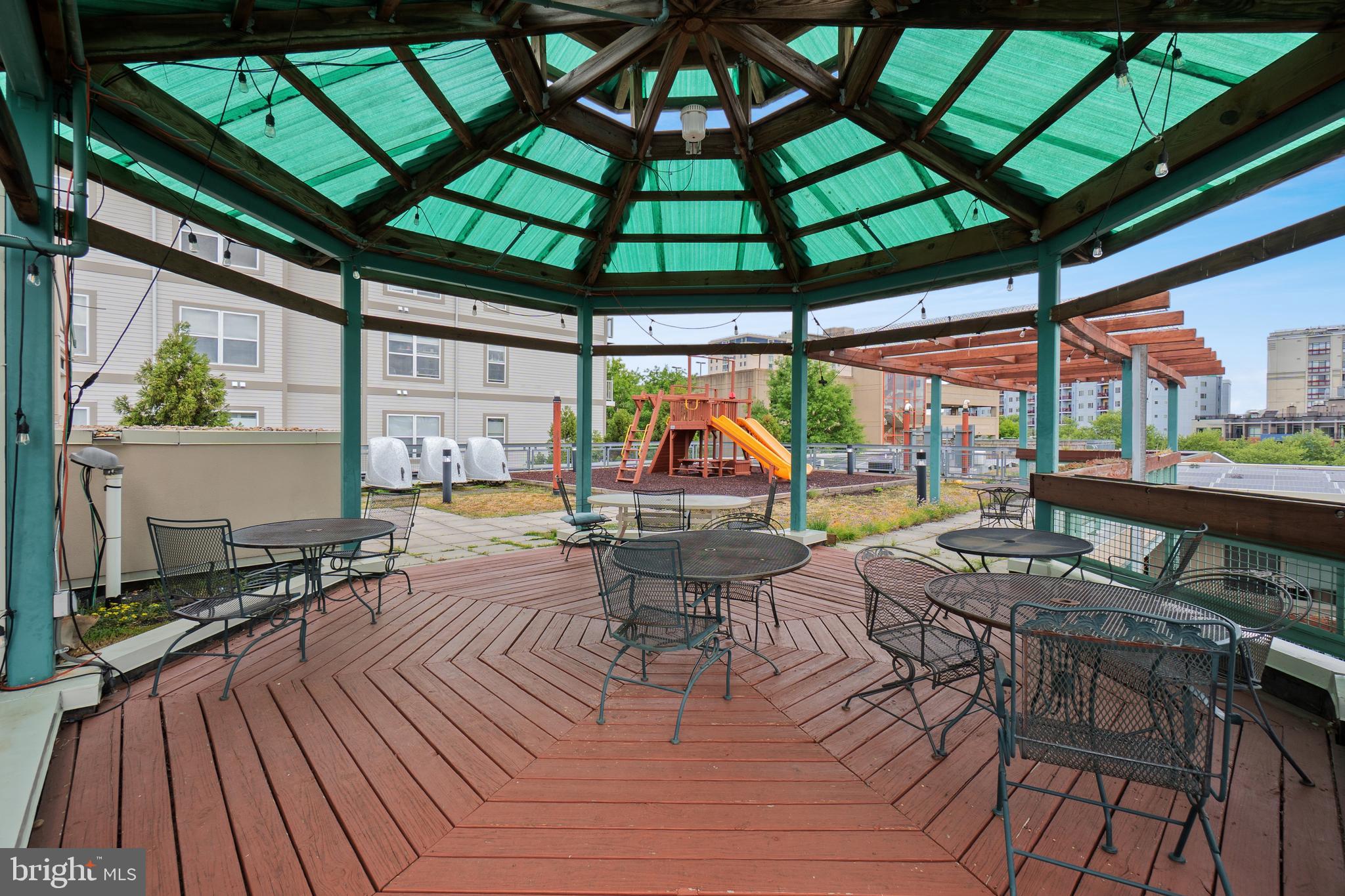 SILVER SPRING - Residential