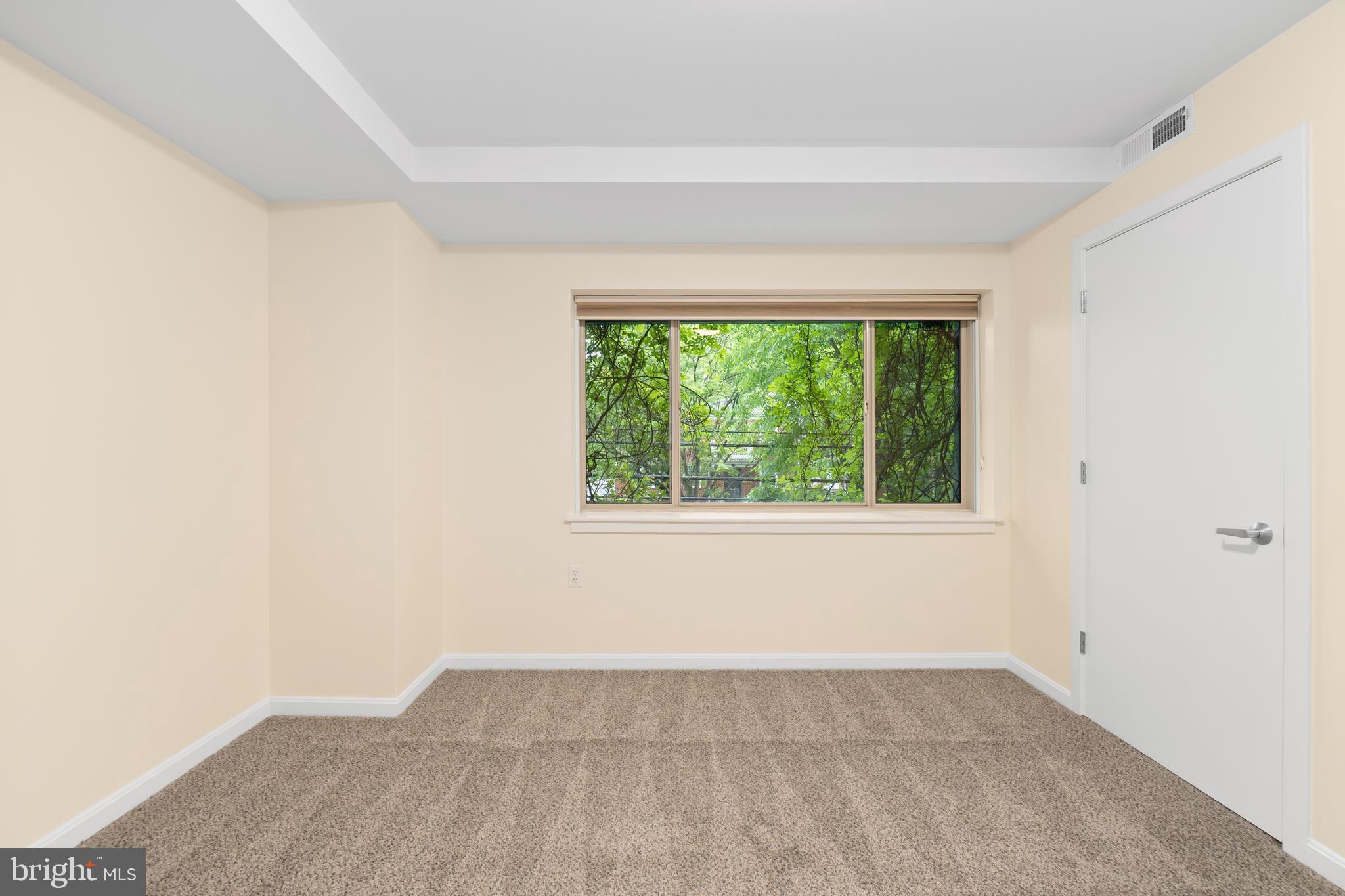 SILVER SPRING - Residential
