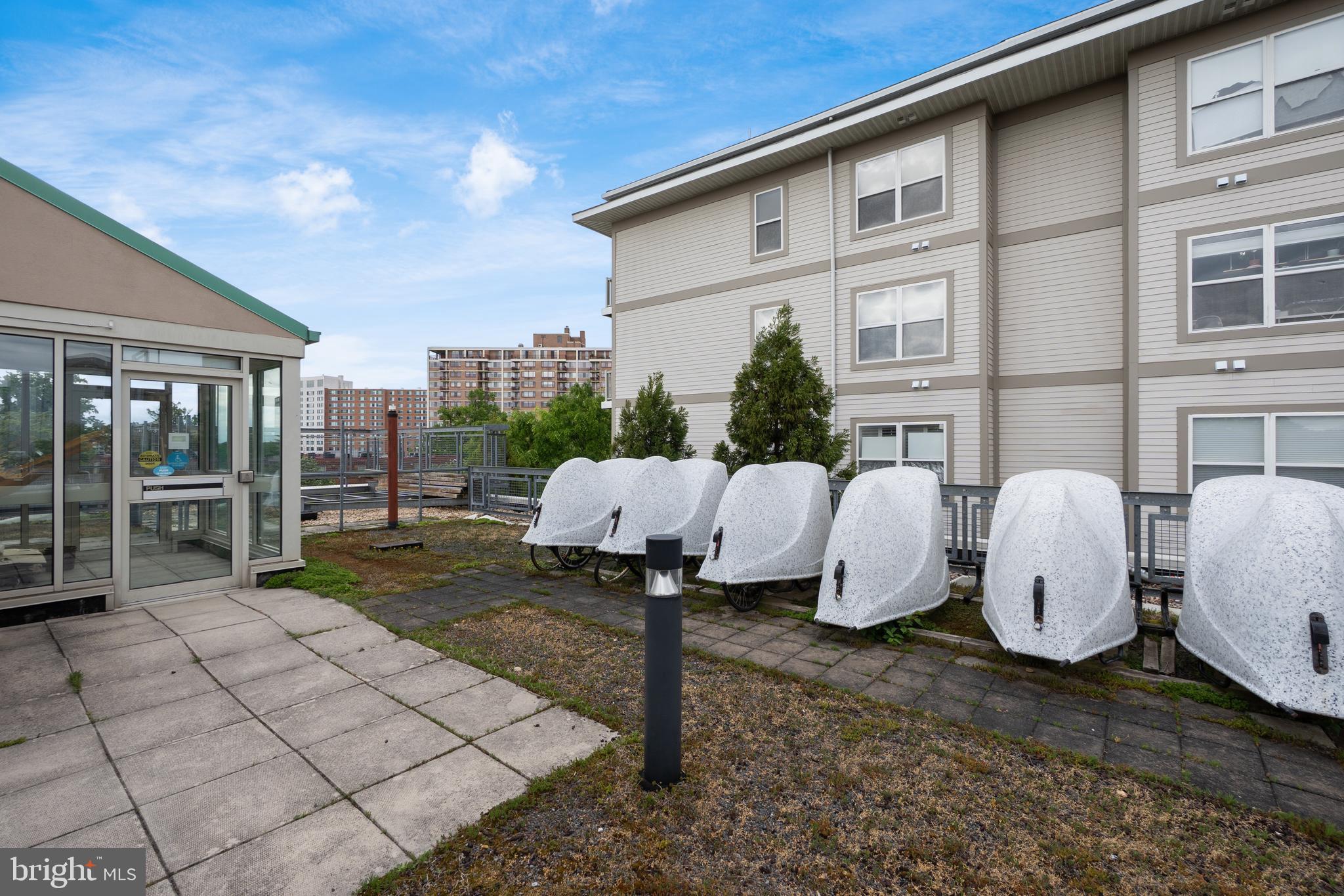 SILVER SPRING - Residential