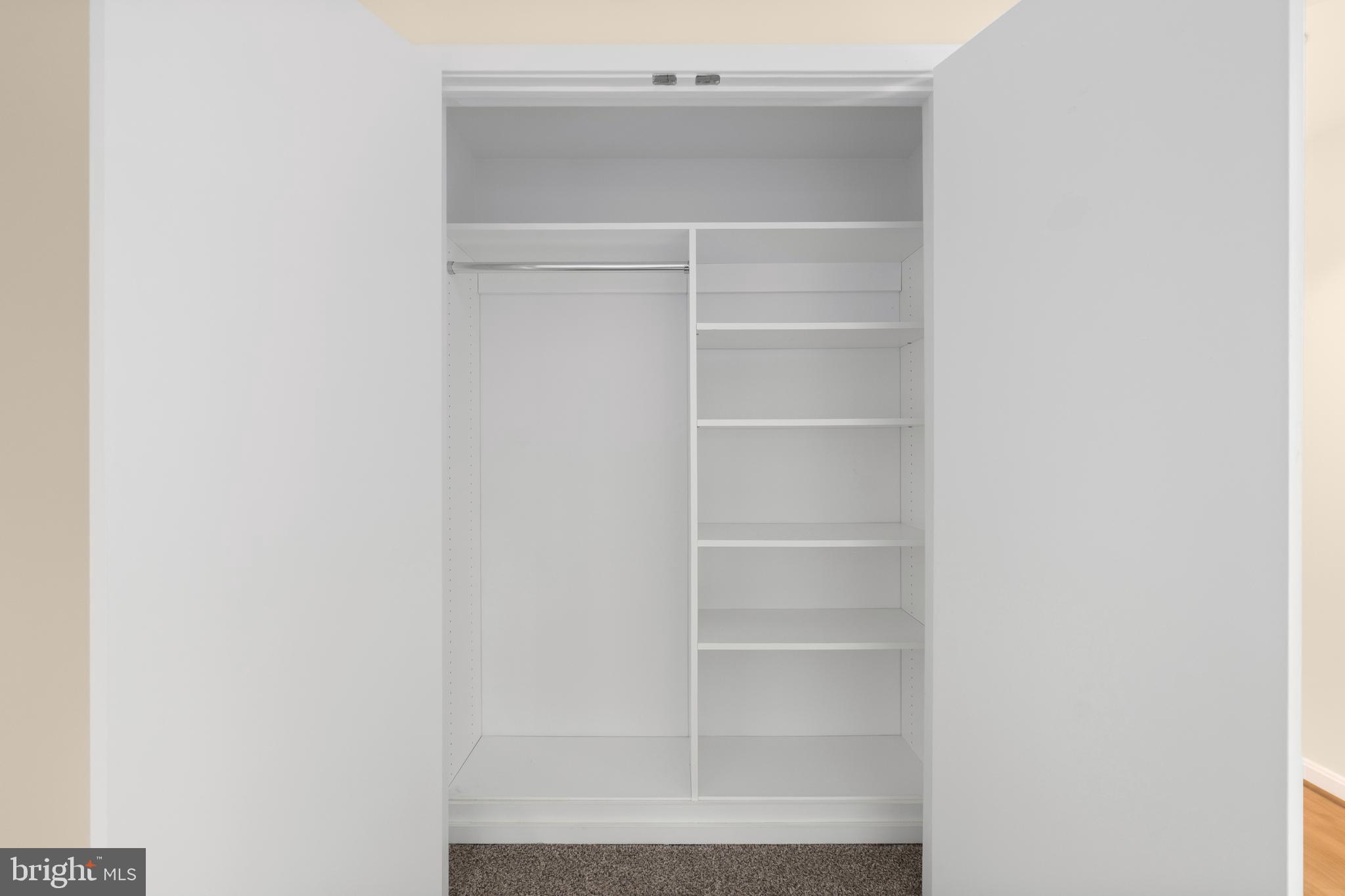 SILVER SPRING - Residential
