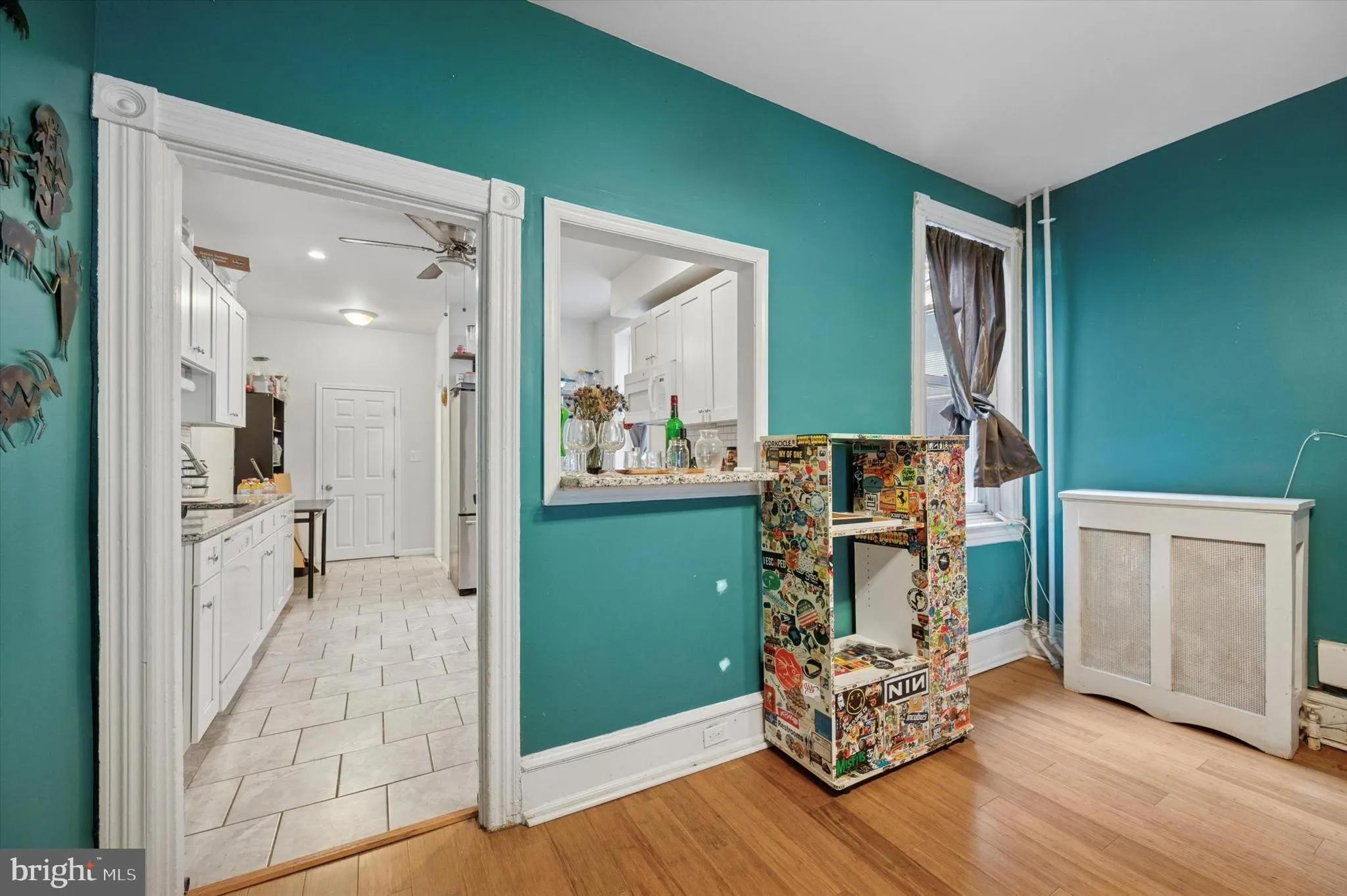 Philadelphia, Pennsylvania 19143, United States, 3 Bedrooms Bedrooms, ,2 BathroomsBathrooms,Residential,Contingent,129290