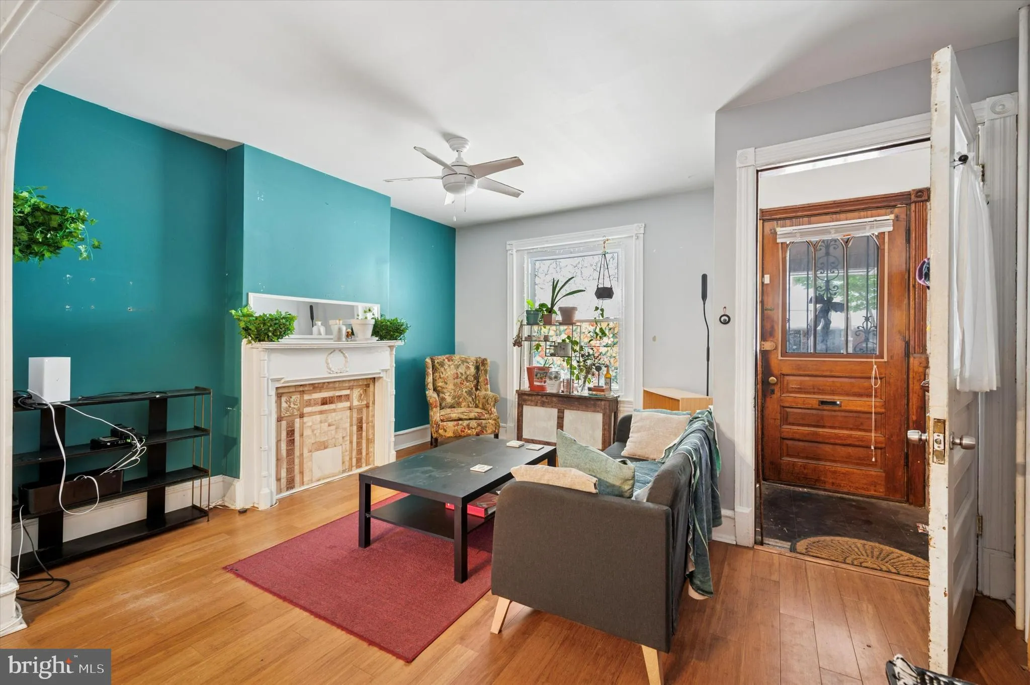 Philadelphia, Pennsylvania 19143, United States, 3 Bedrooms Bedrooms, ,2 BathroomsBathrooms,Residential,Contingent,129290