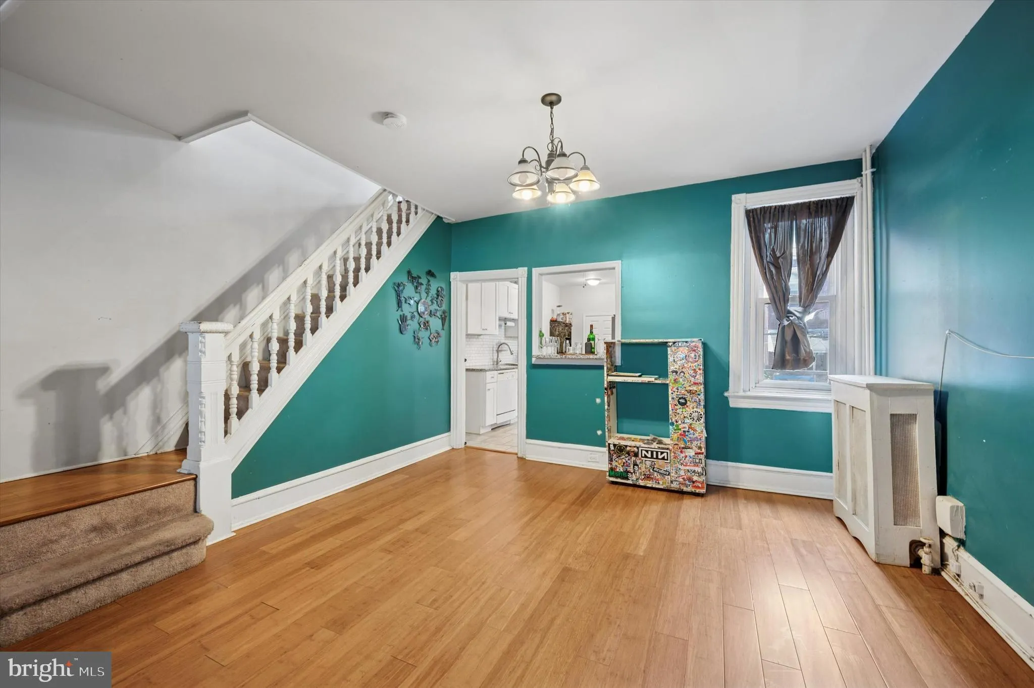 Philadelphia, Pennsylvania 19143, United States, 3 Bedrooms Bedrooms, ,2 BathroomsBathrooms,Residential,Contingent,129290