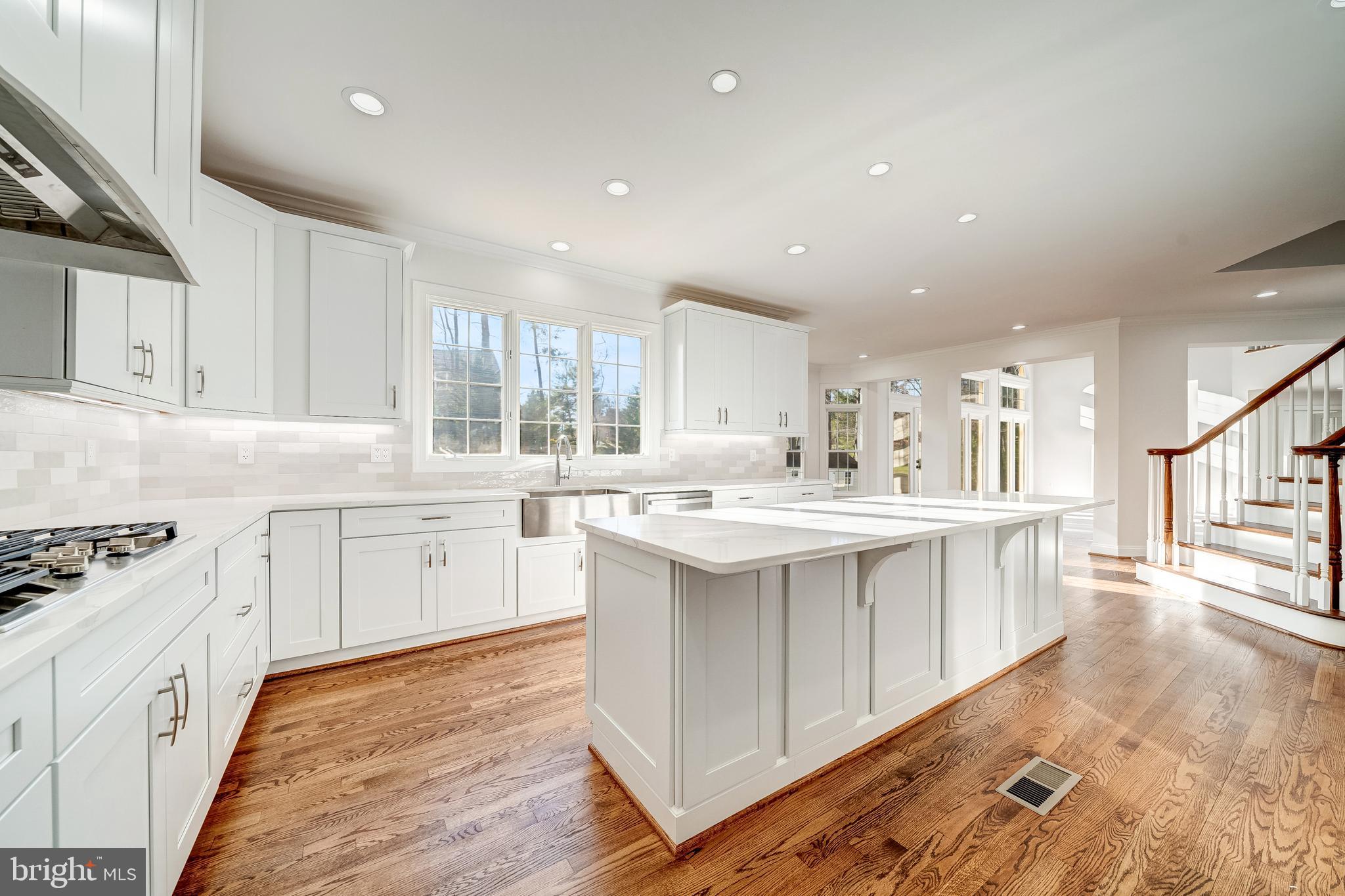 VALE RIDGE ESTATES - Residential