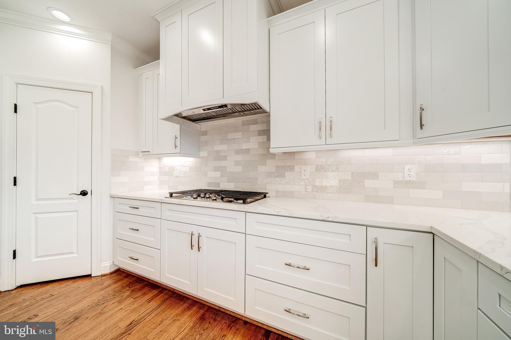 VALE RIDGE ESTATES - Residential