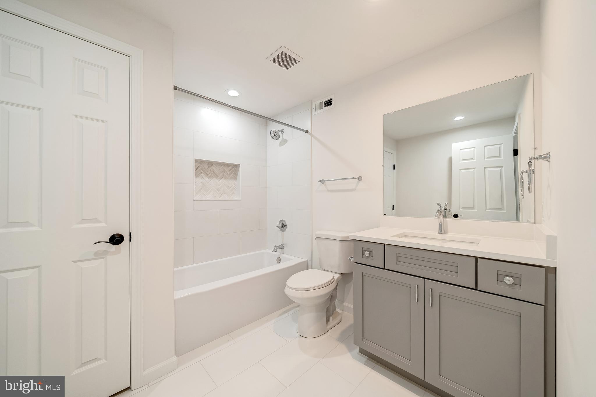 VALE RIDGE ESTATES - Residential