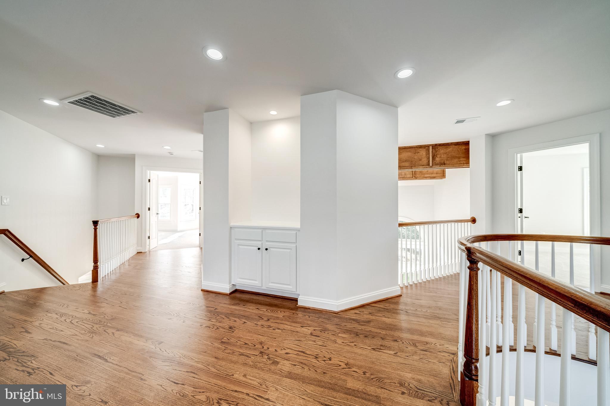 VALE RIDGE ESTATES - Residential