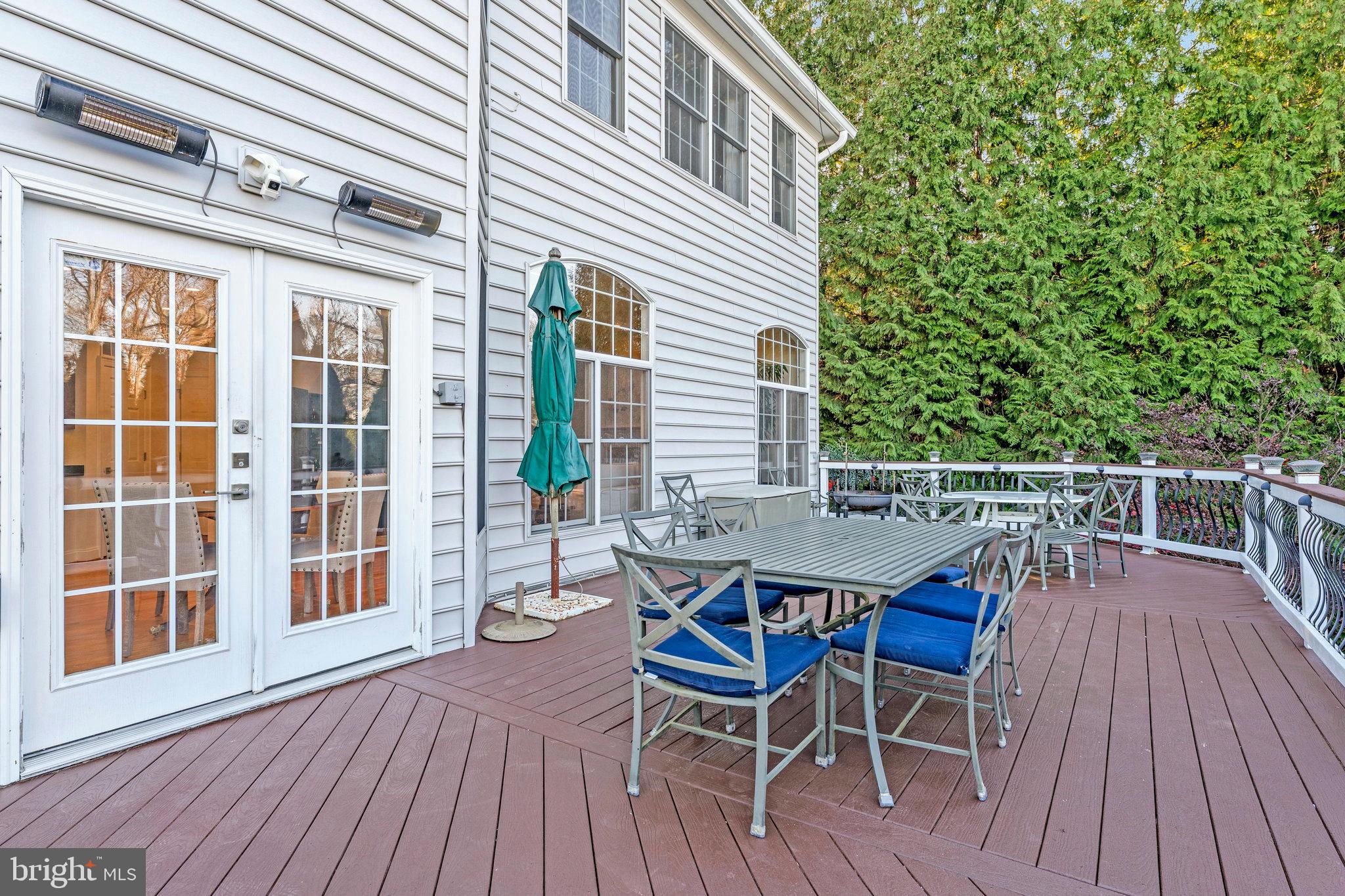 CEDAR WOODS - Residential Lease