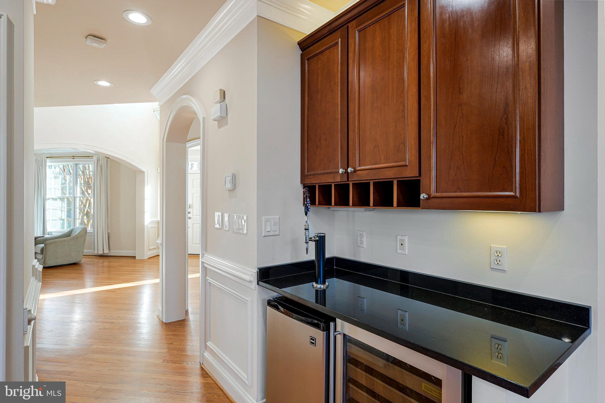 CEDAR WOODS - Residential Lease