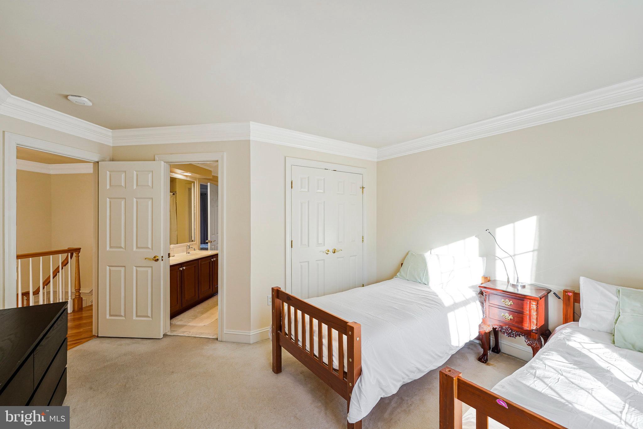 CEDAR WOODS - Residential Lease