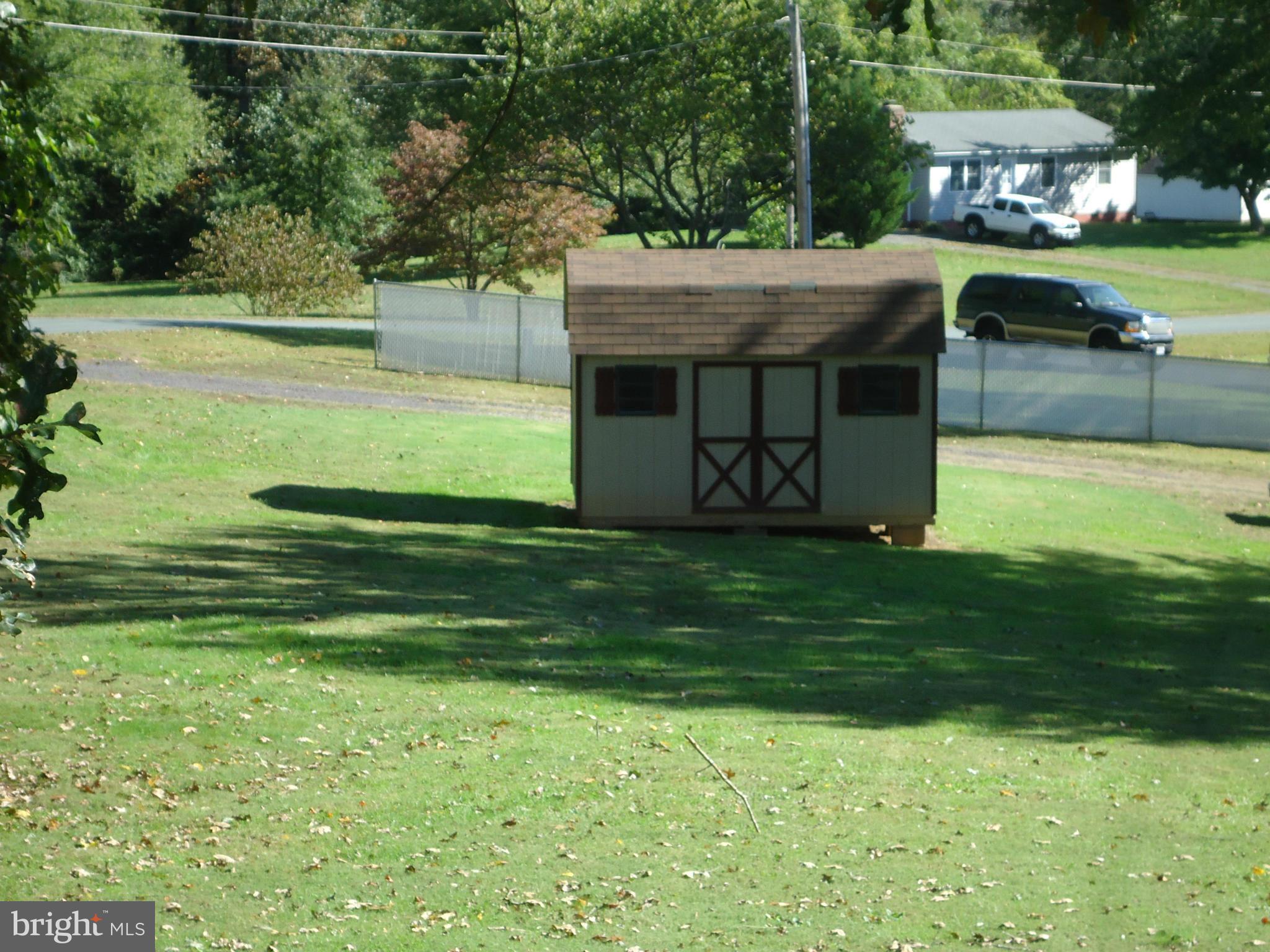 MINERAL SPRINGS - Residential Lease