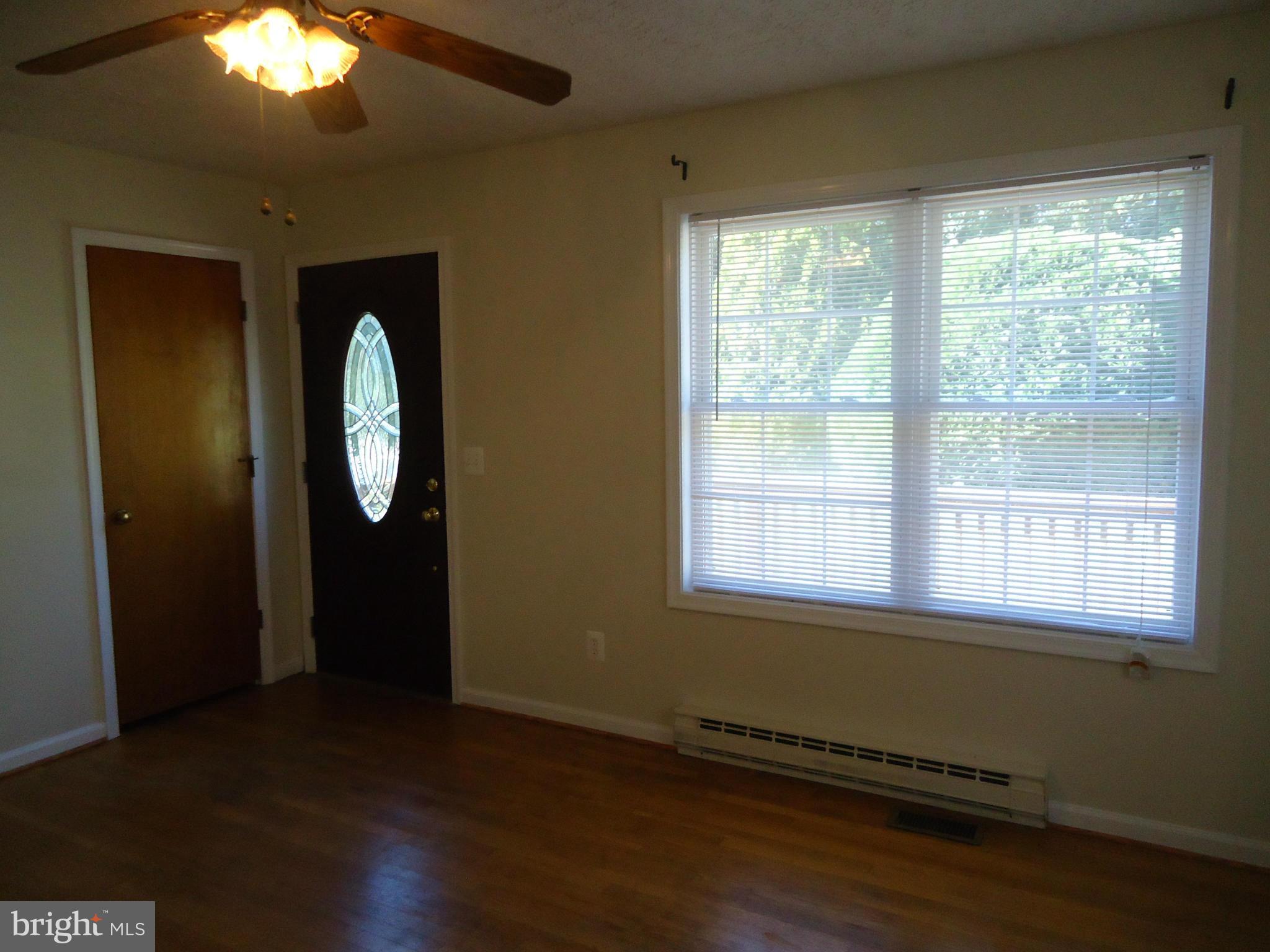 MINERAL SPRINGS - Residential Lease