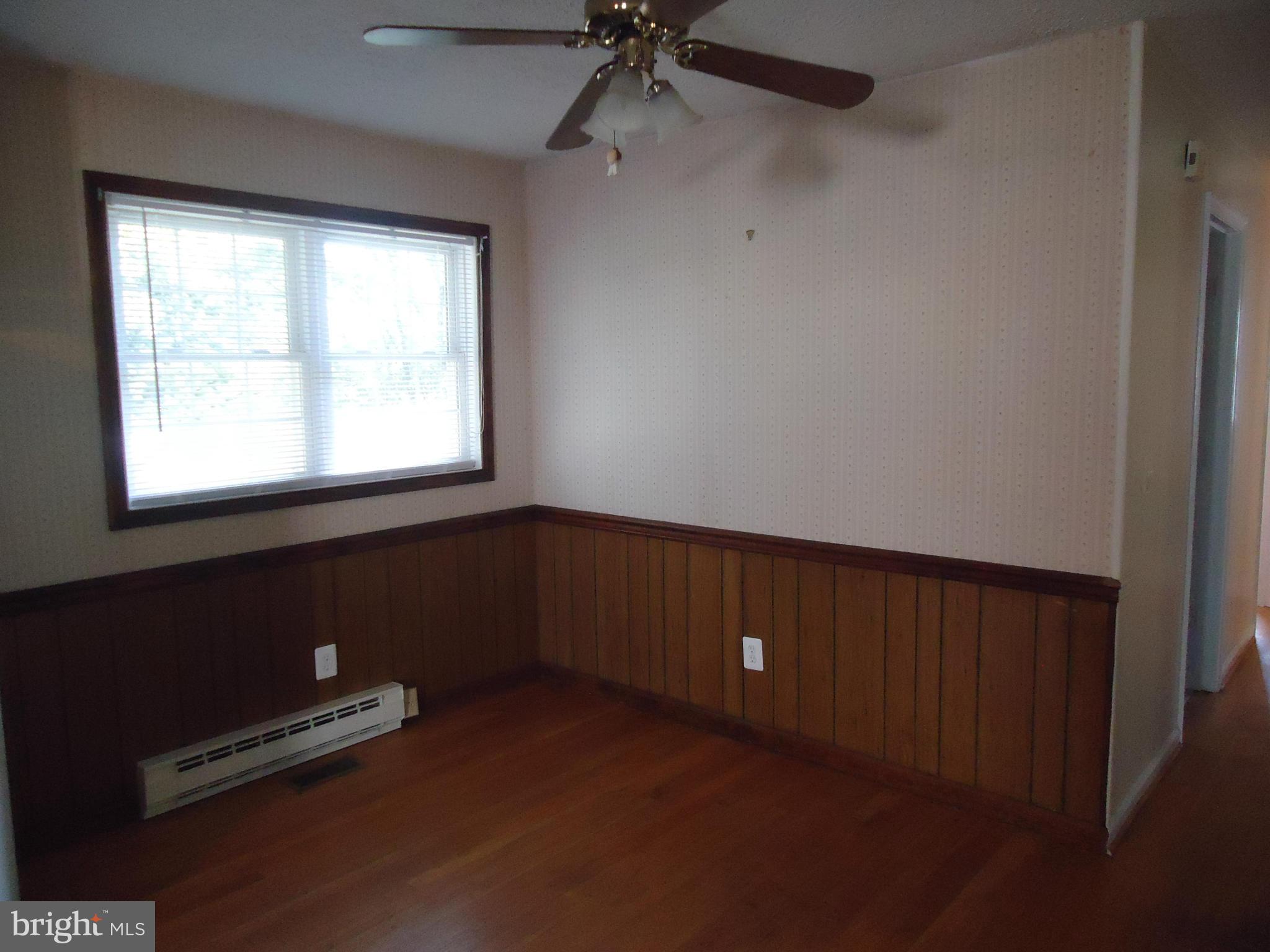 MINERAL SPRINGS - Residential Lease