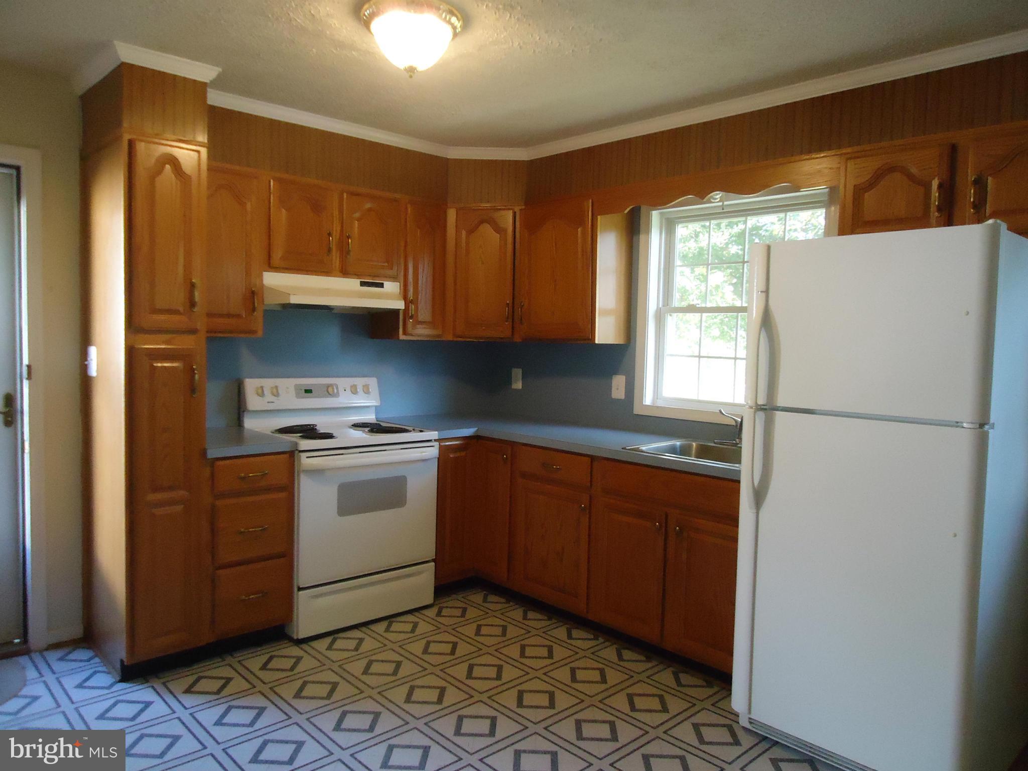 MINERAL SPRINGS - Residential Lease