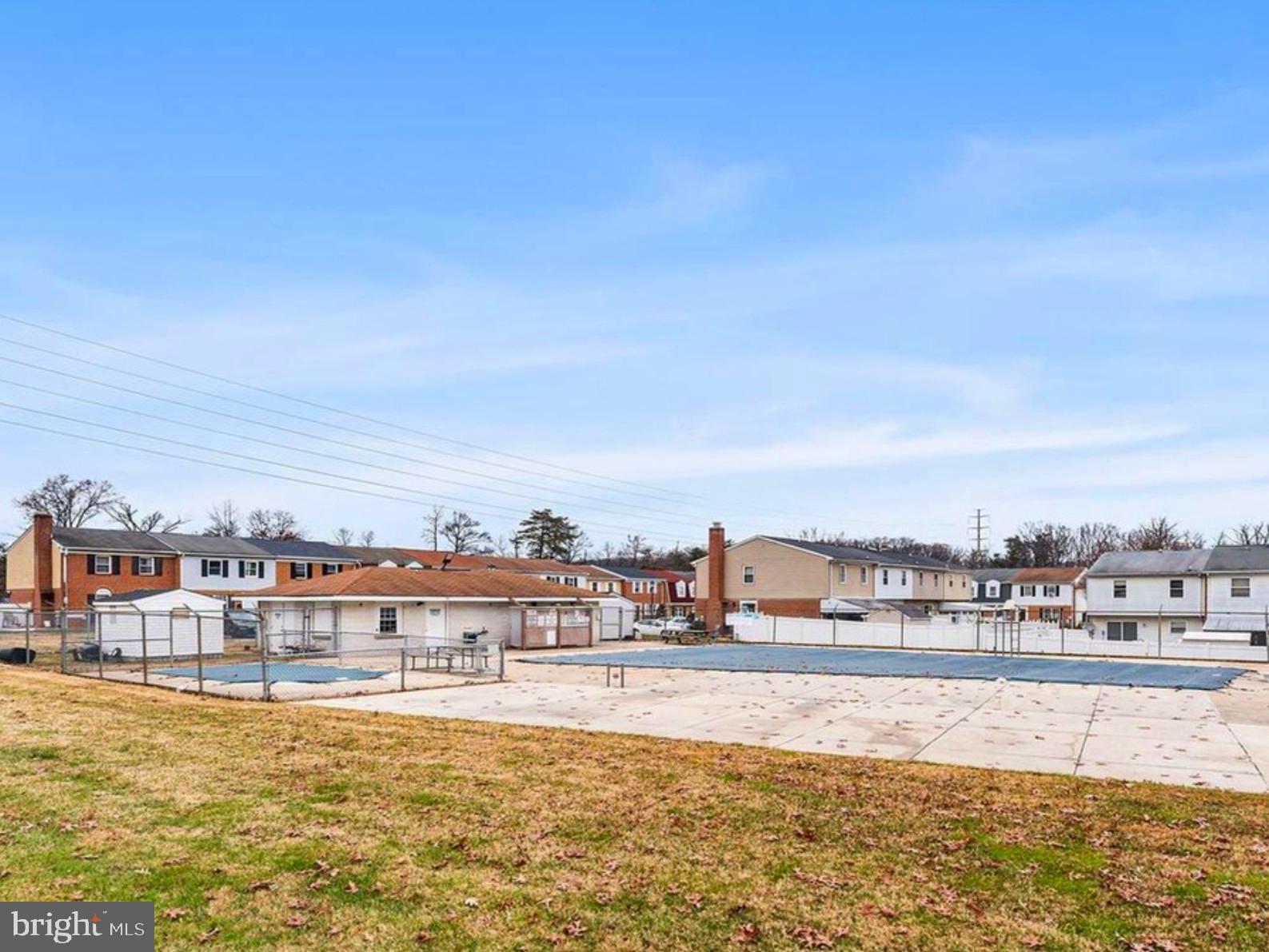 CHESTNUT WOODS - Residential