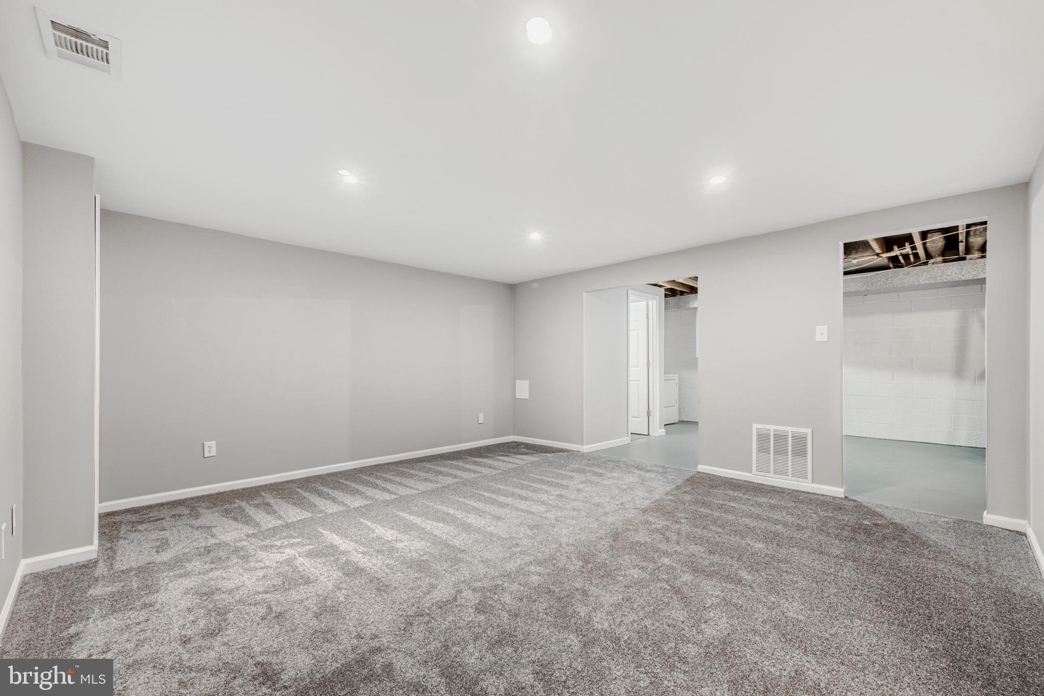 CHESTNUT WOODS - Residential