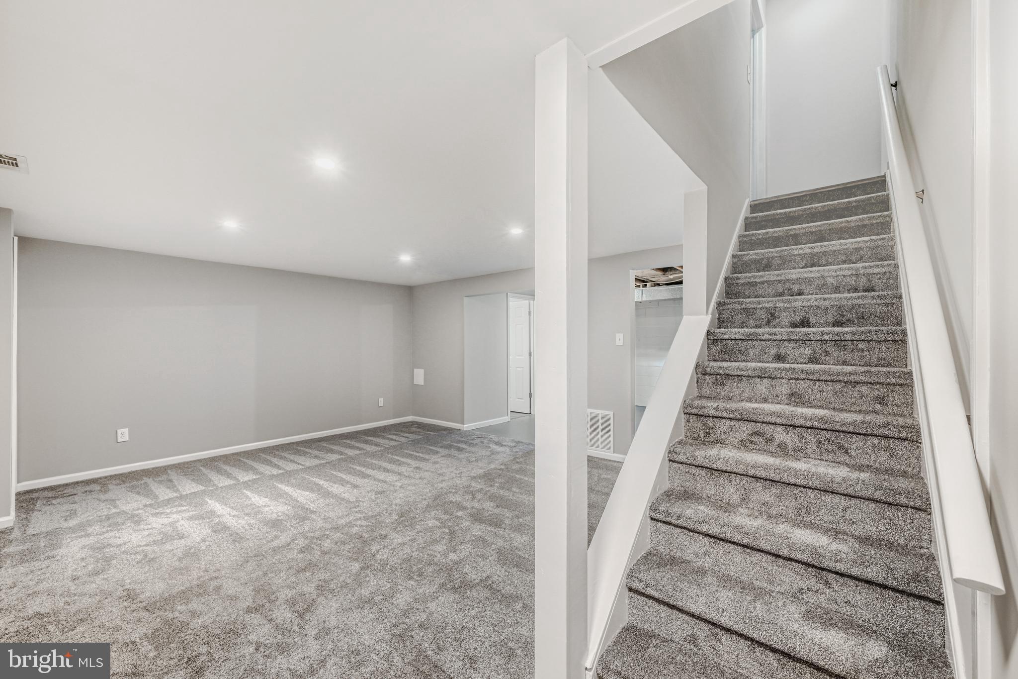 CHESTNUT WOODS - Residential