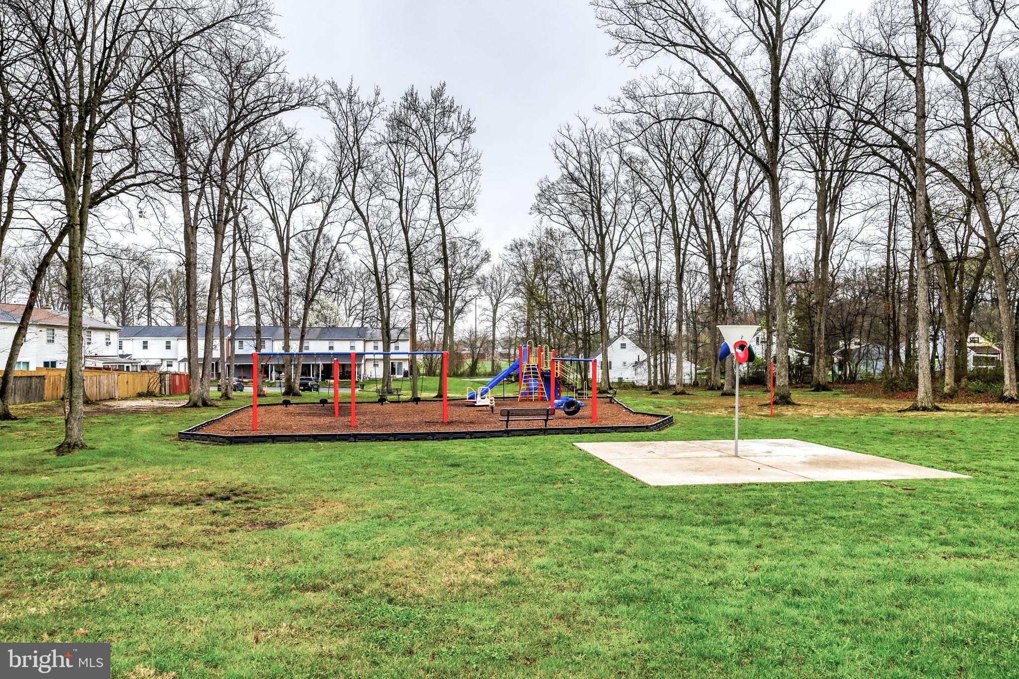 CHESTNUT WOODS - Residential