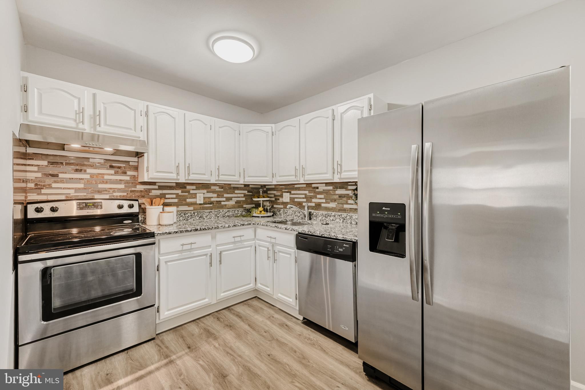 CHESTNUT WOODS - Residential