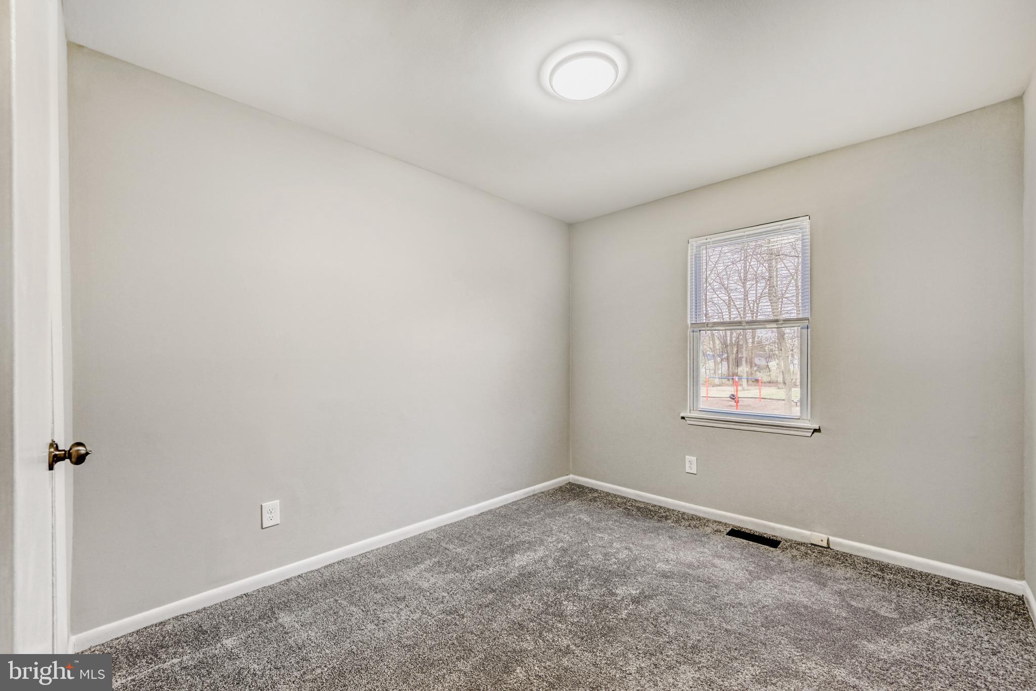 CHESTNUT WOODS - Residential