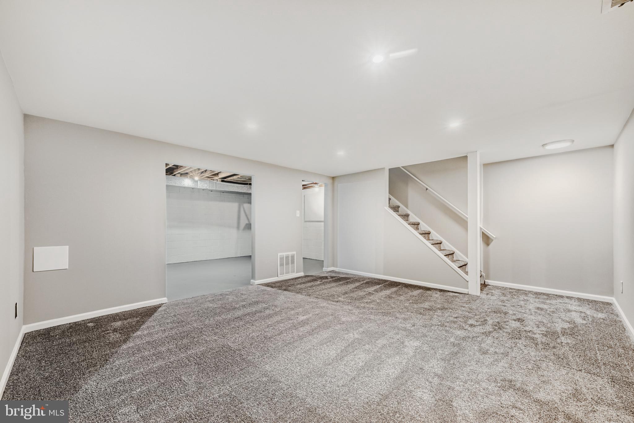 CHESTNUT WOODS - Residential