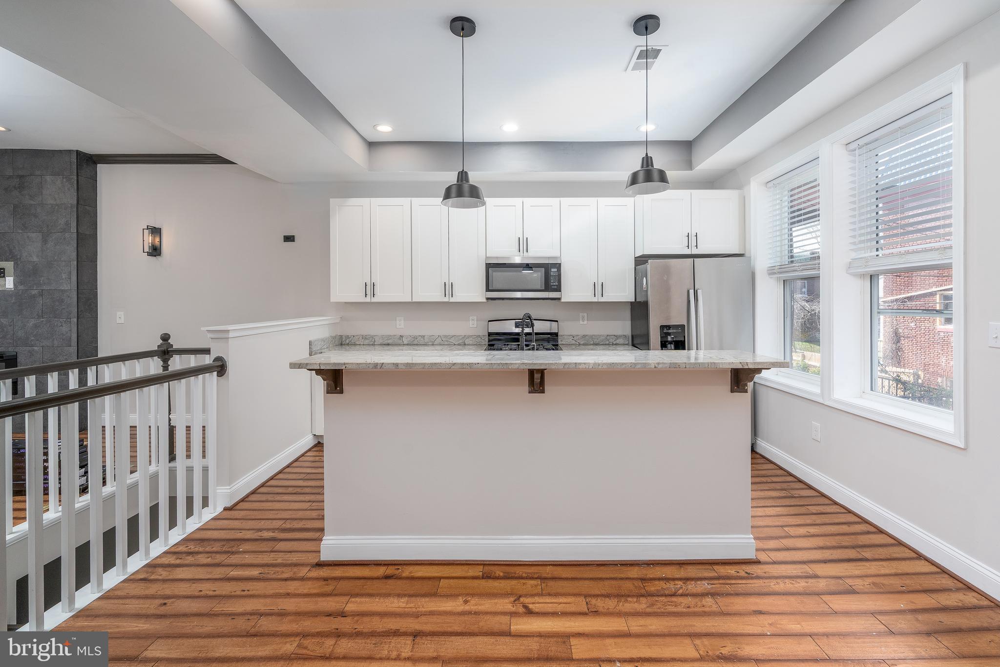 PARK CIRCLE - Residential