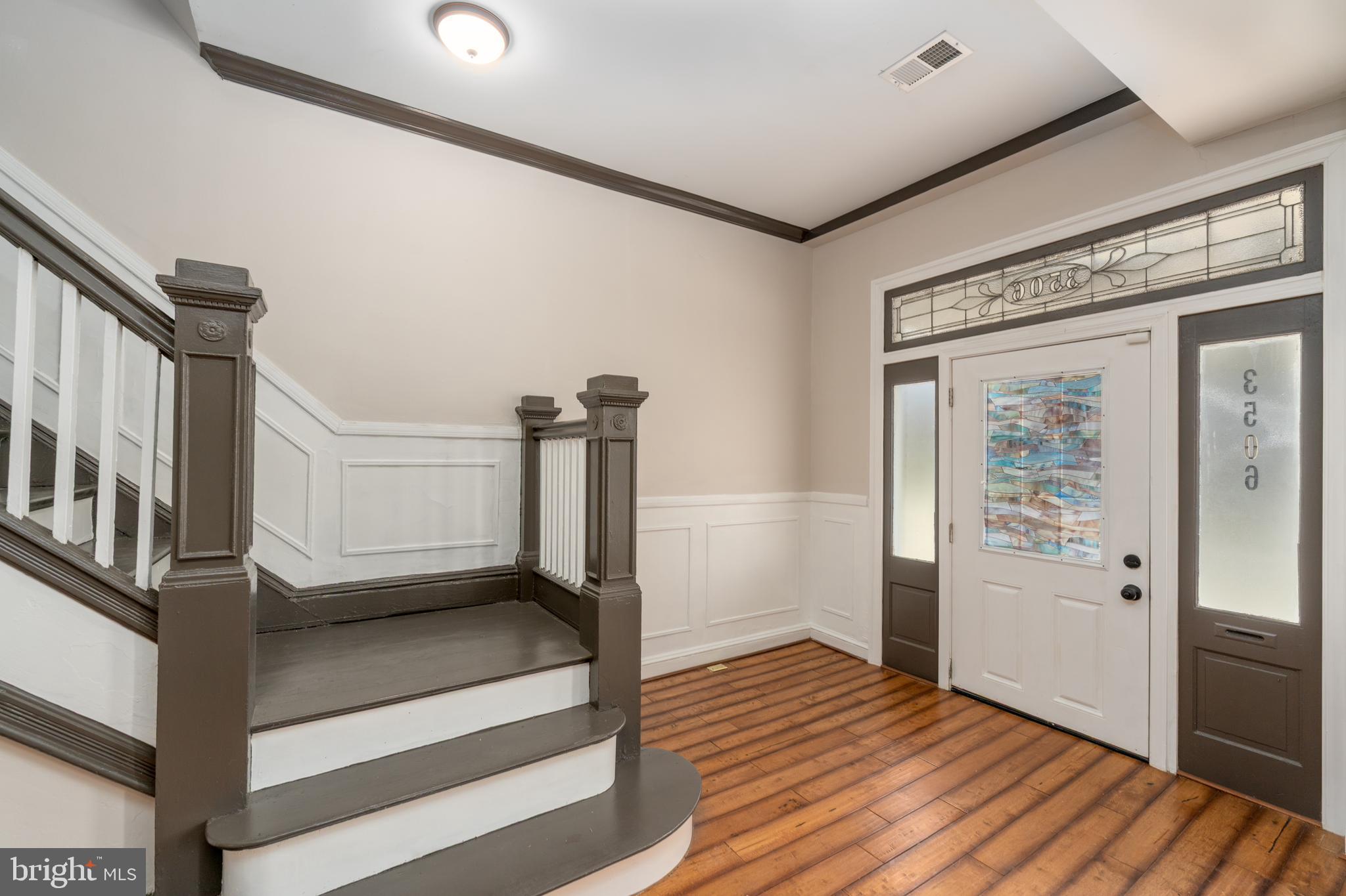 PARK CIRCLE - Residential