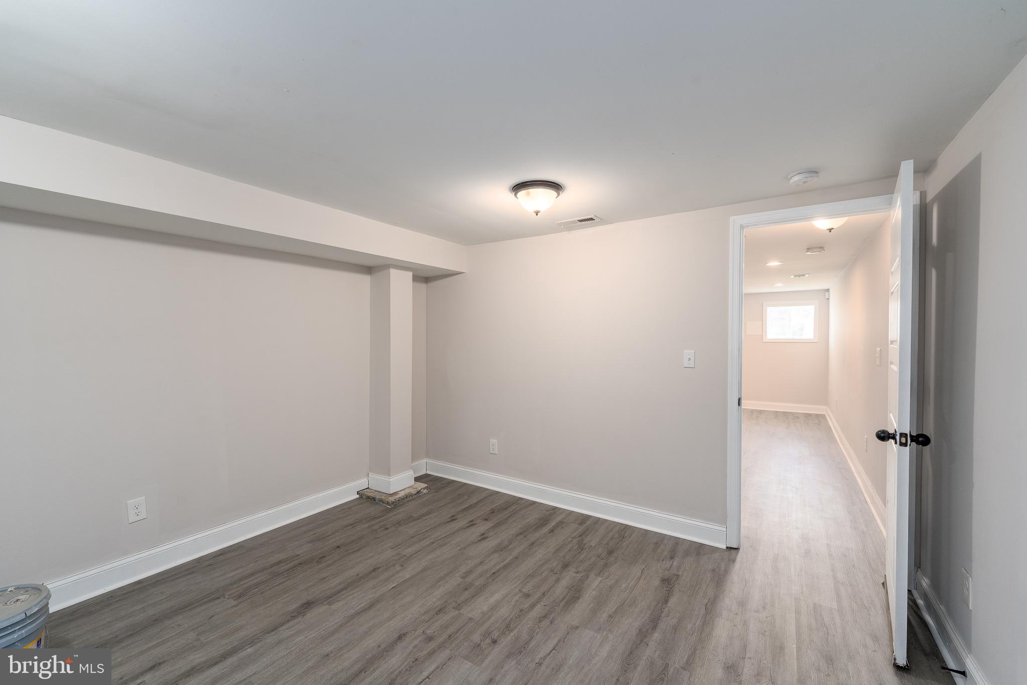 PARK CIRCLE - Residential