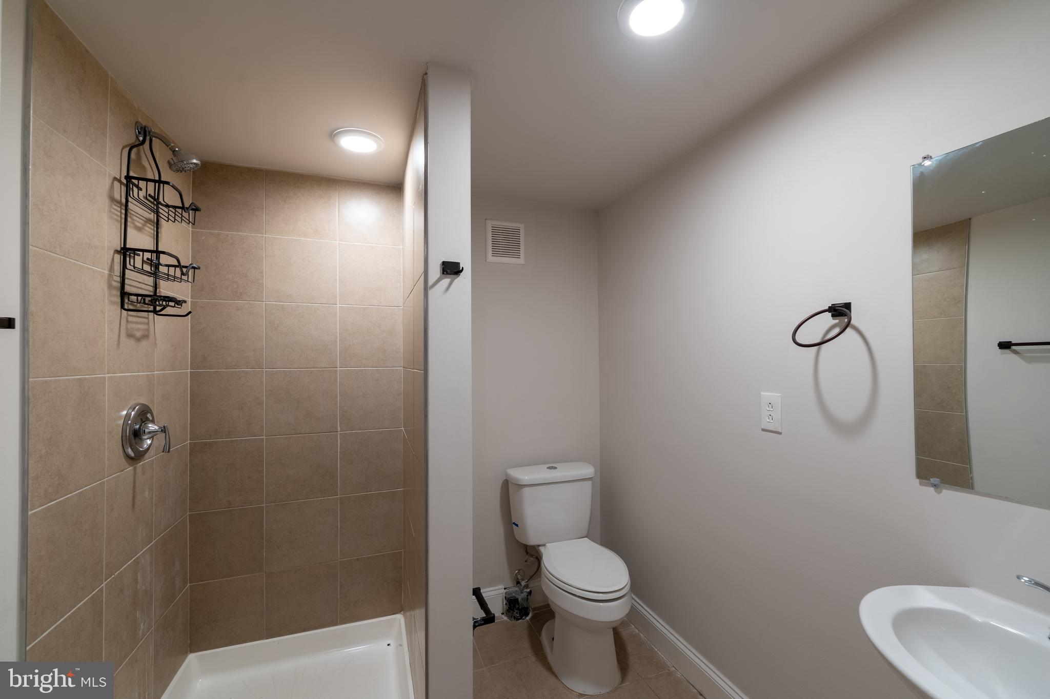 PARK CIRCLE - Residential