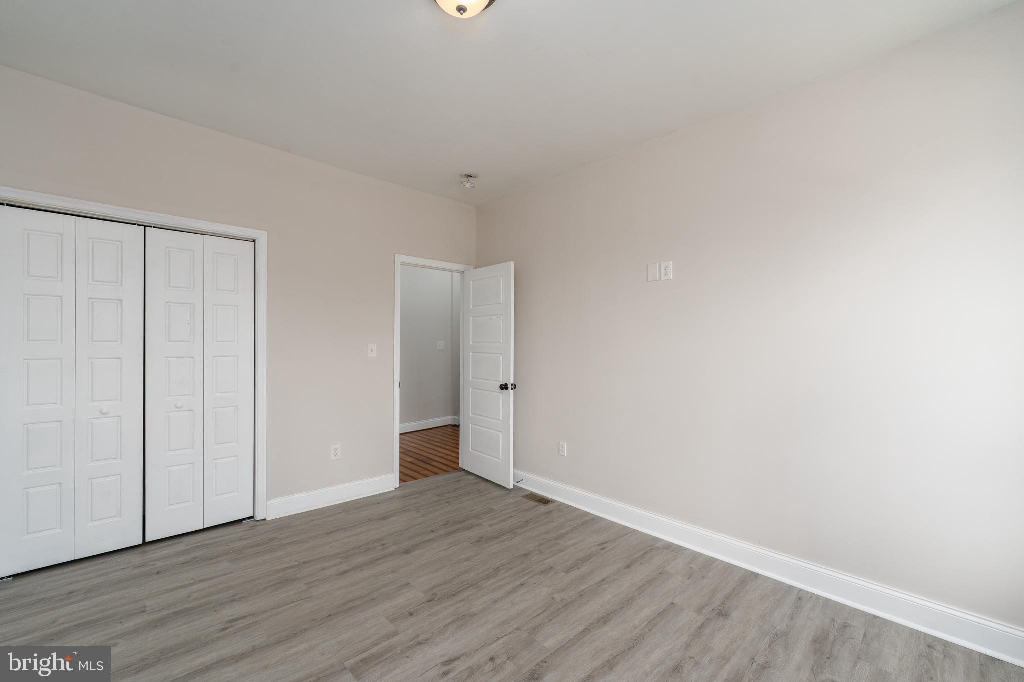 PARK CIRCLE - Residential