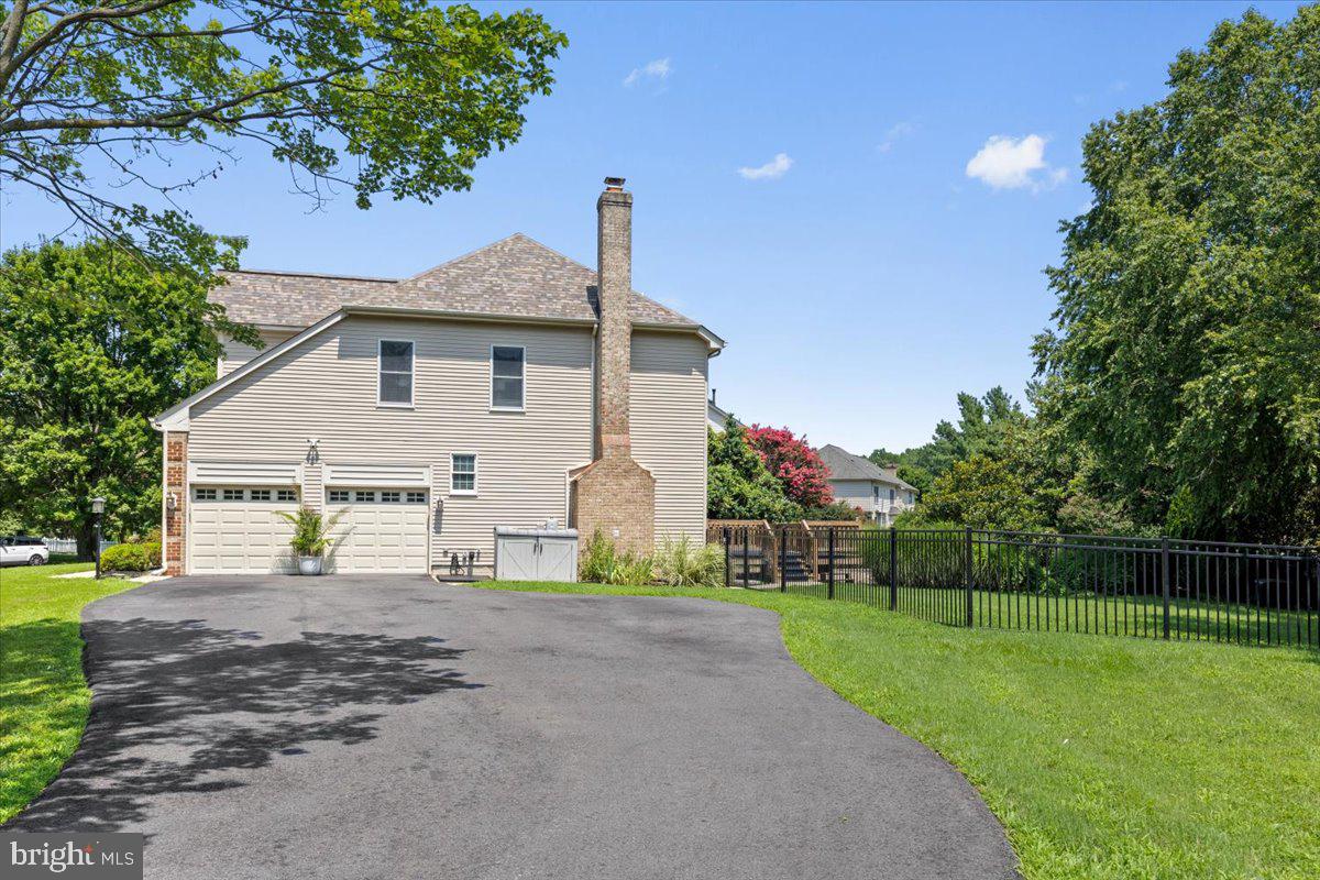 914 PRESERVE DRIVE