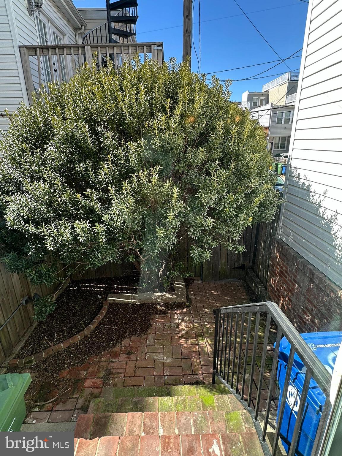 FEDERAL HILL HISTORIC DISTRICT - Residential Lease