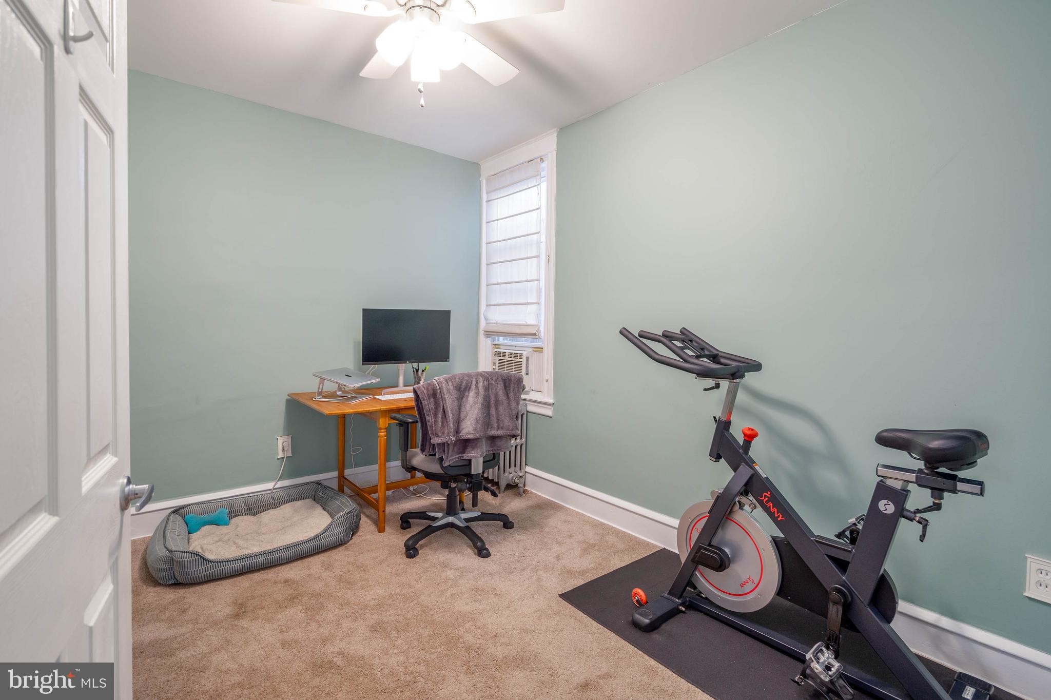 ROXBOROUGH - Residential