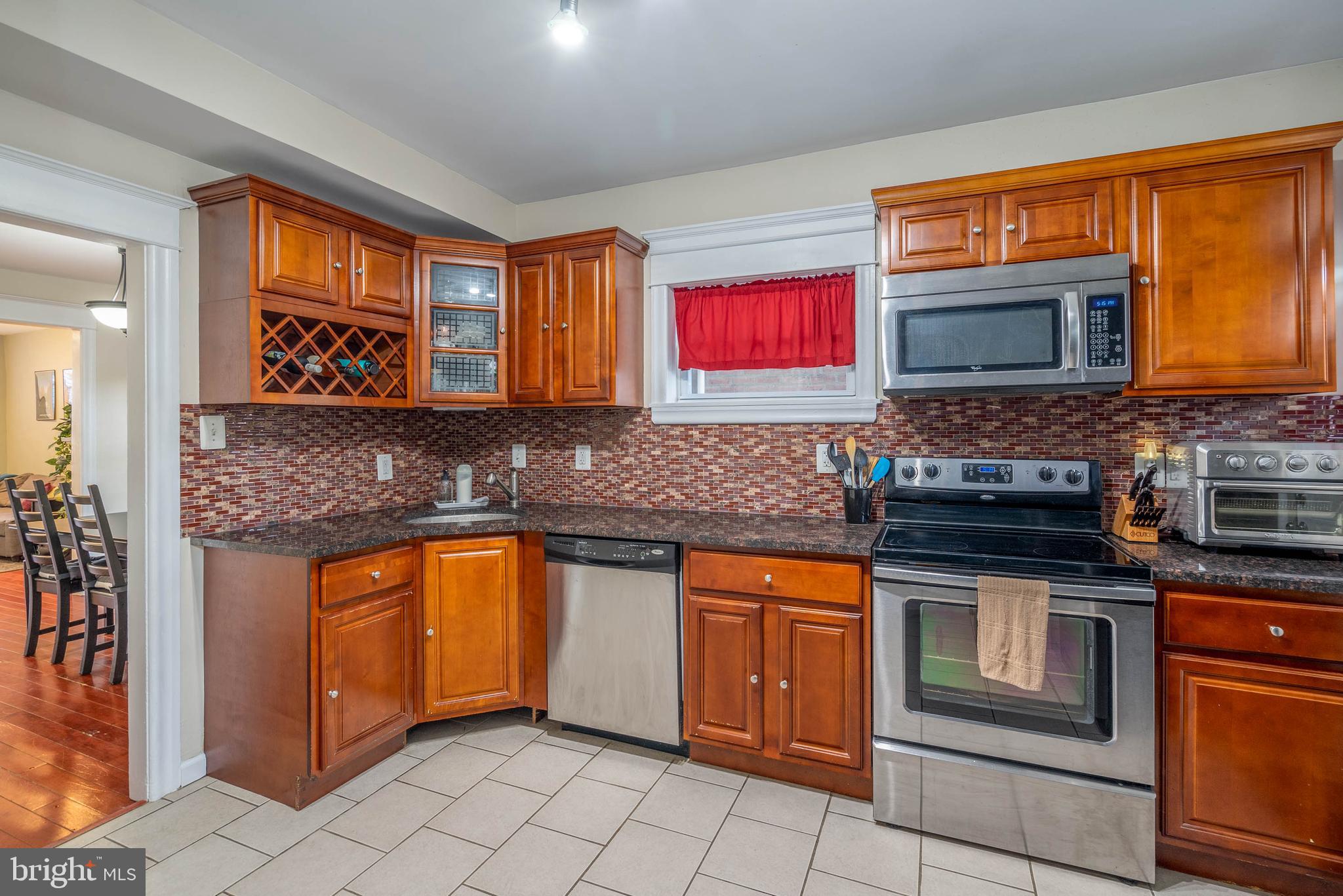 ROXBOROUGH - Residential