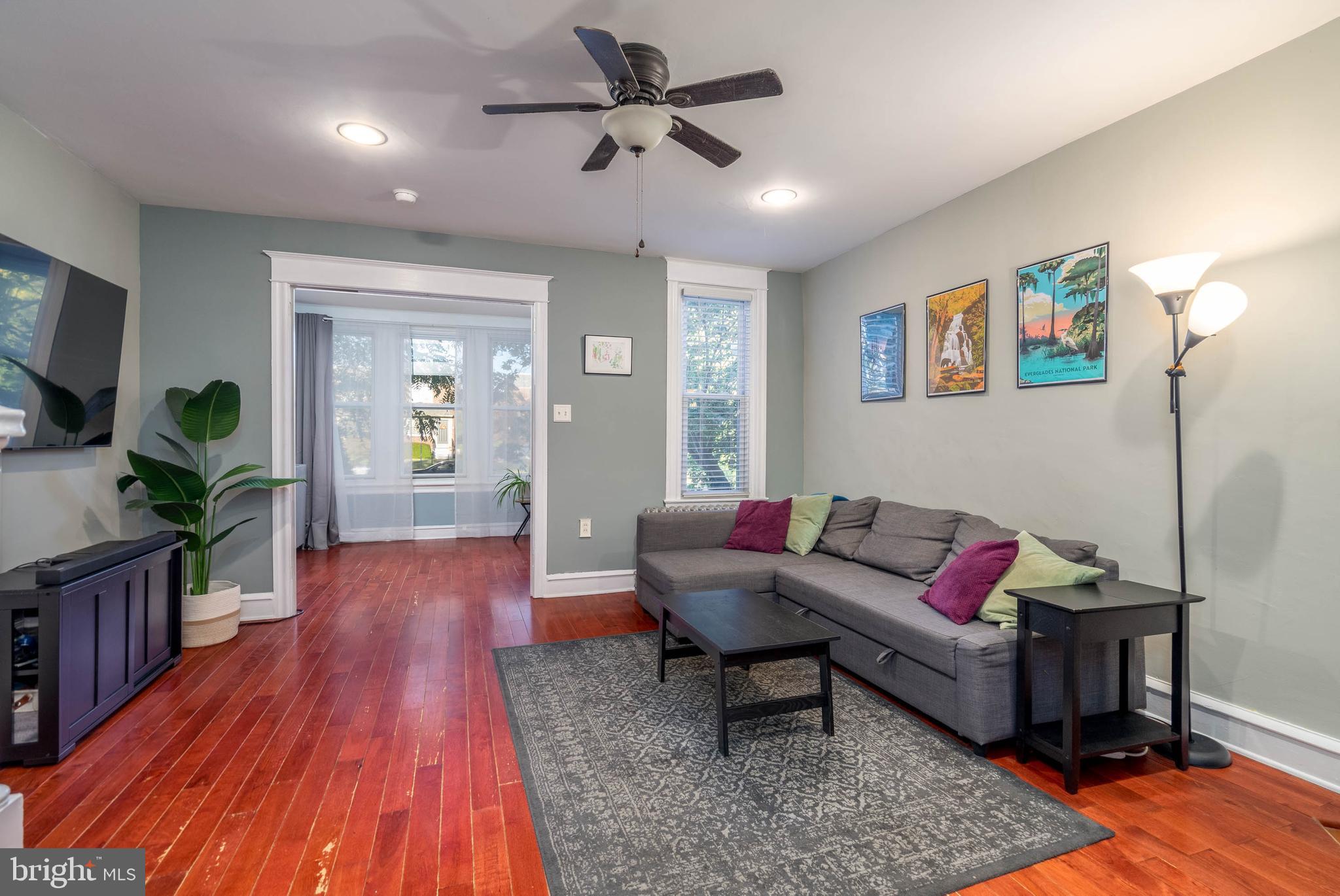 ROXBOROUGH - Residential