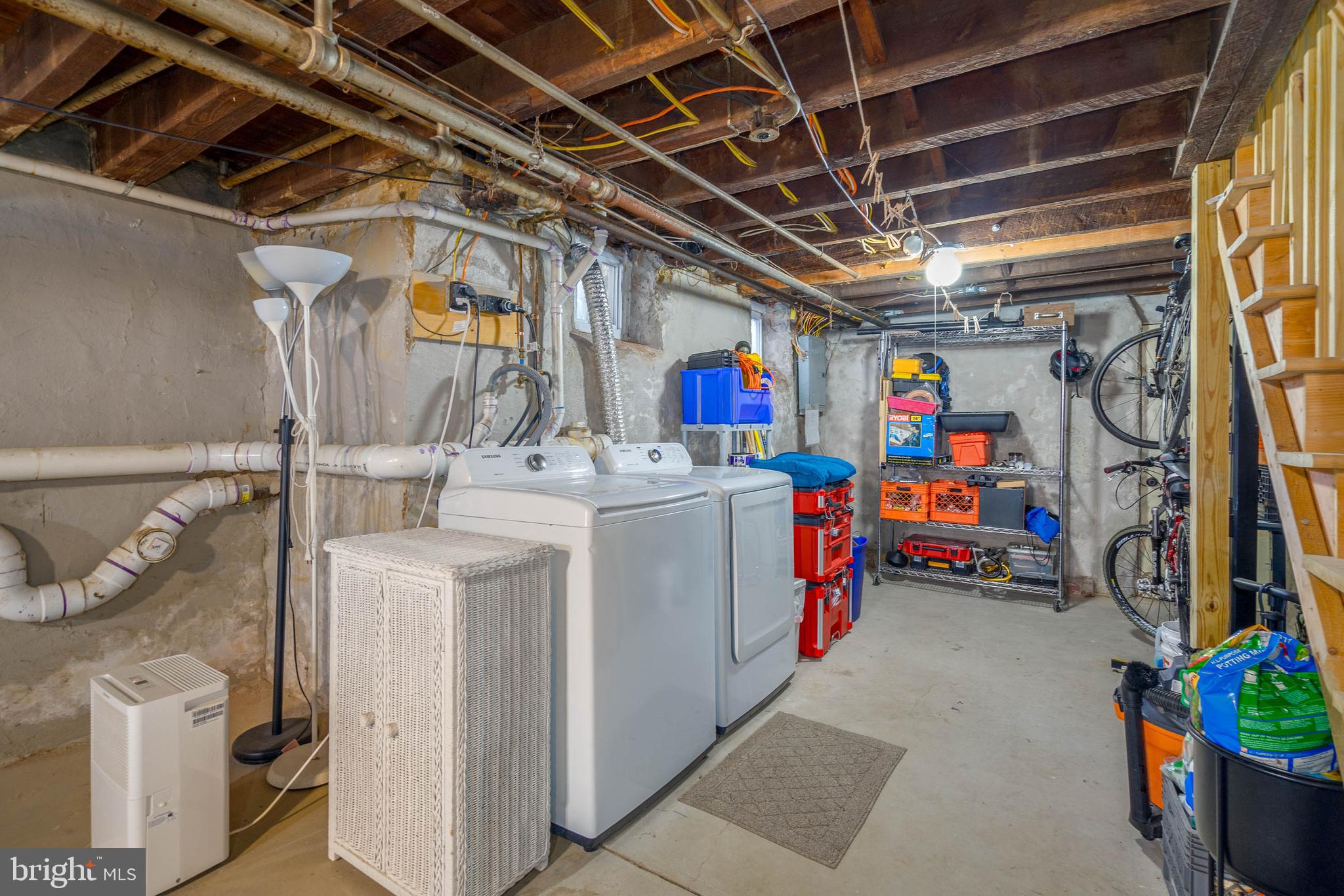 ROXBOROUGH - Residential