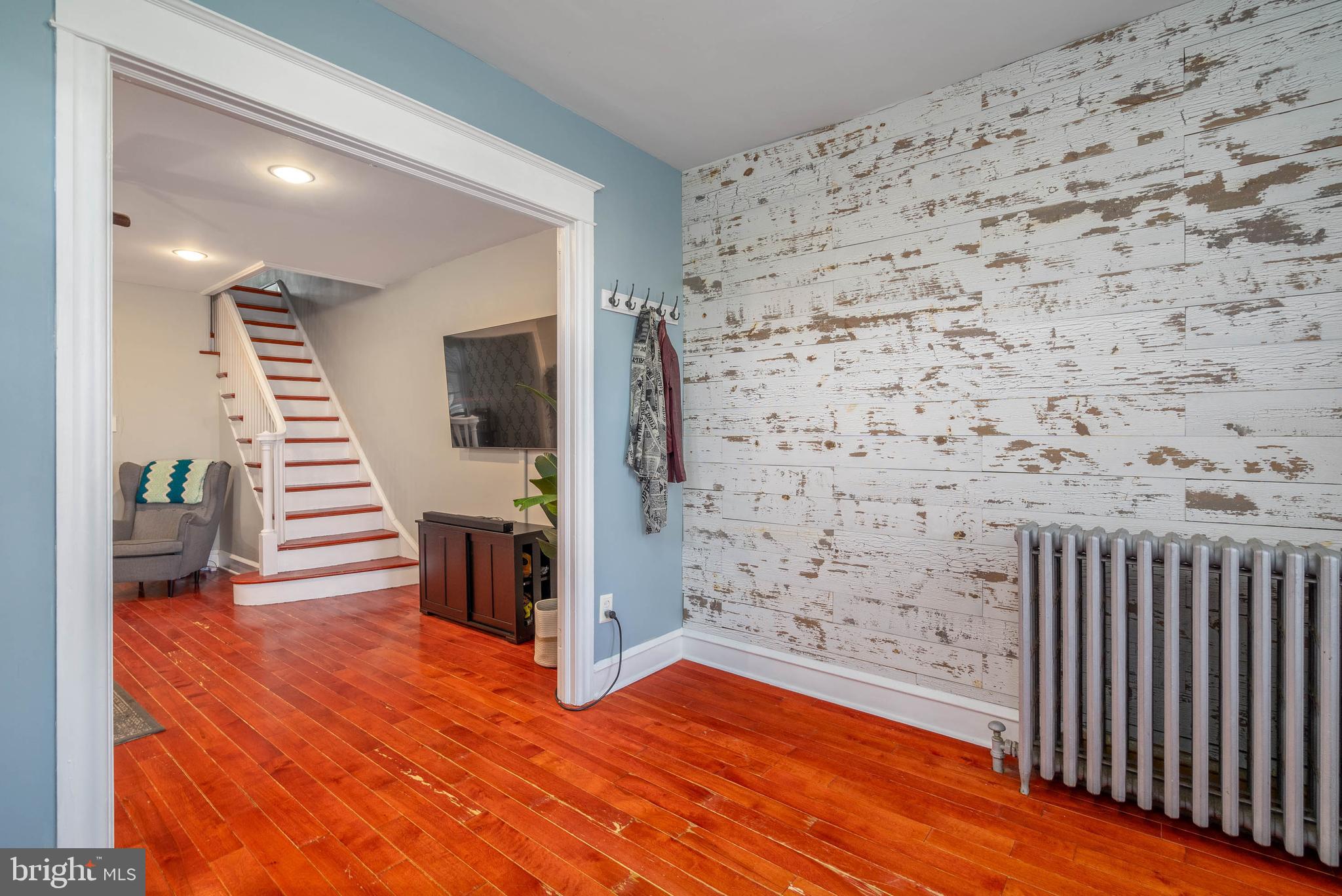 ROXBOROUGH - Residential