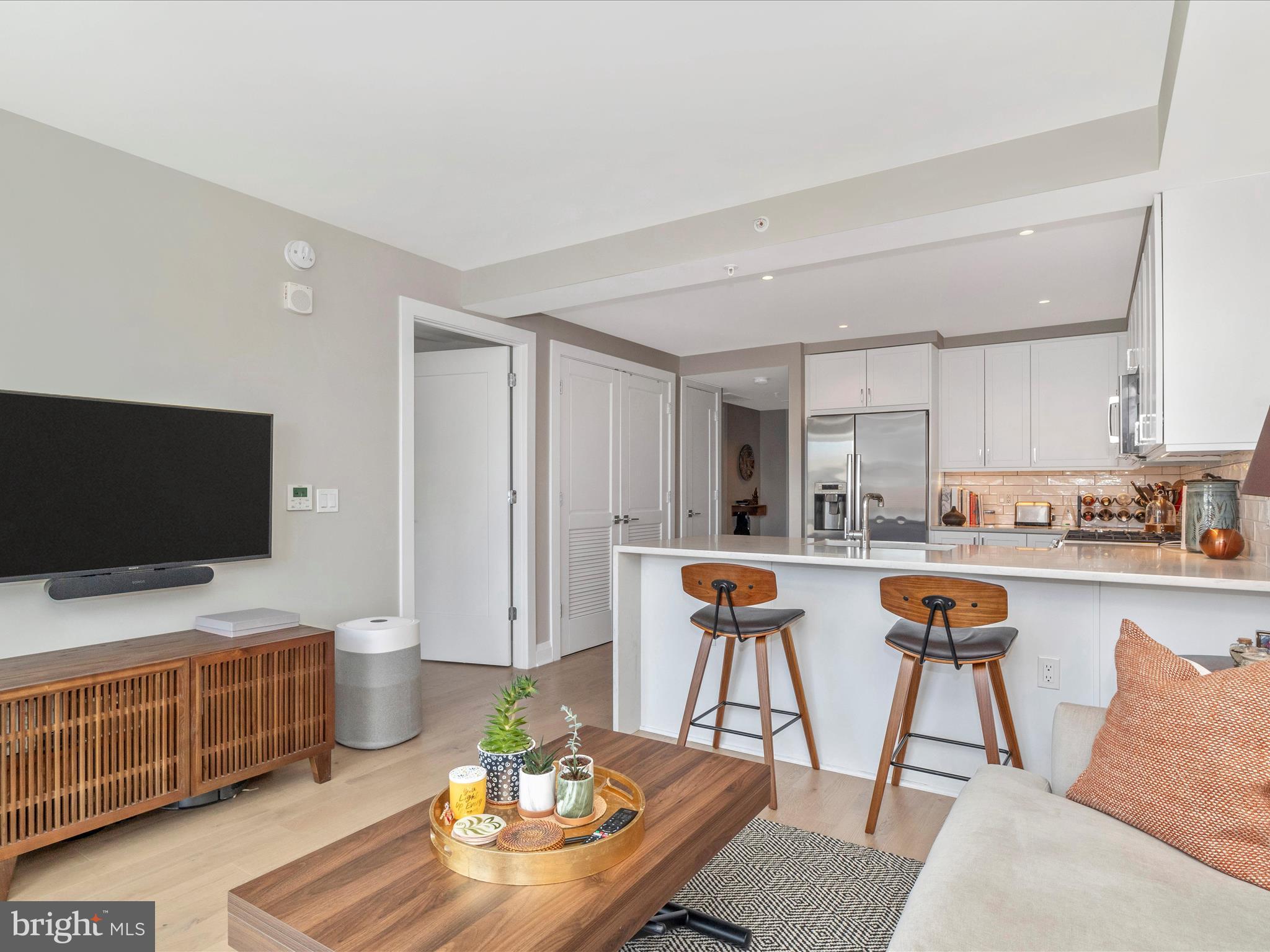 925 N FAIRFAX STREET 405