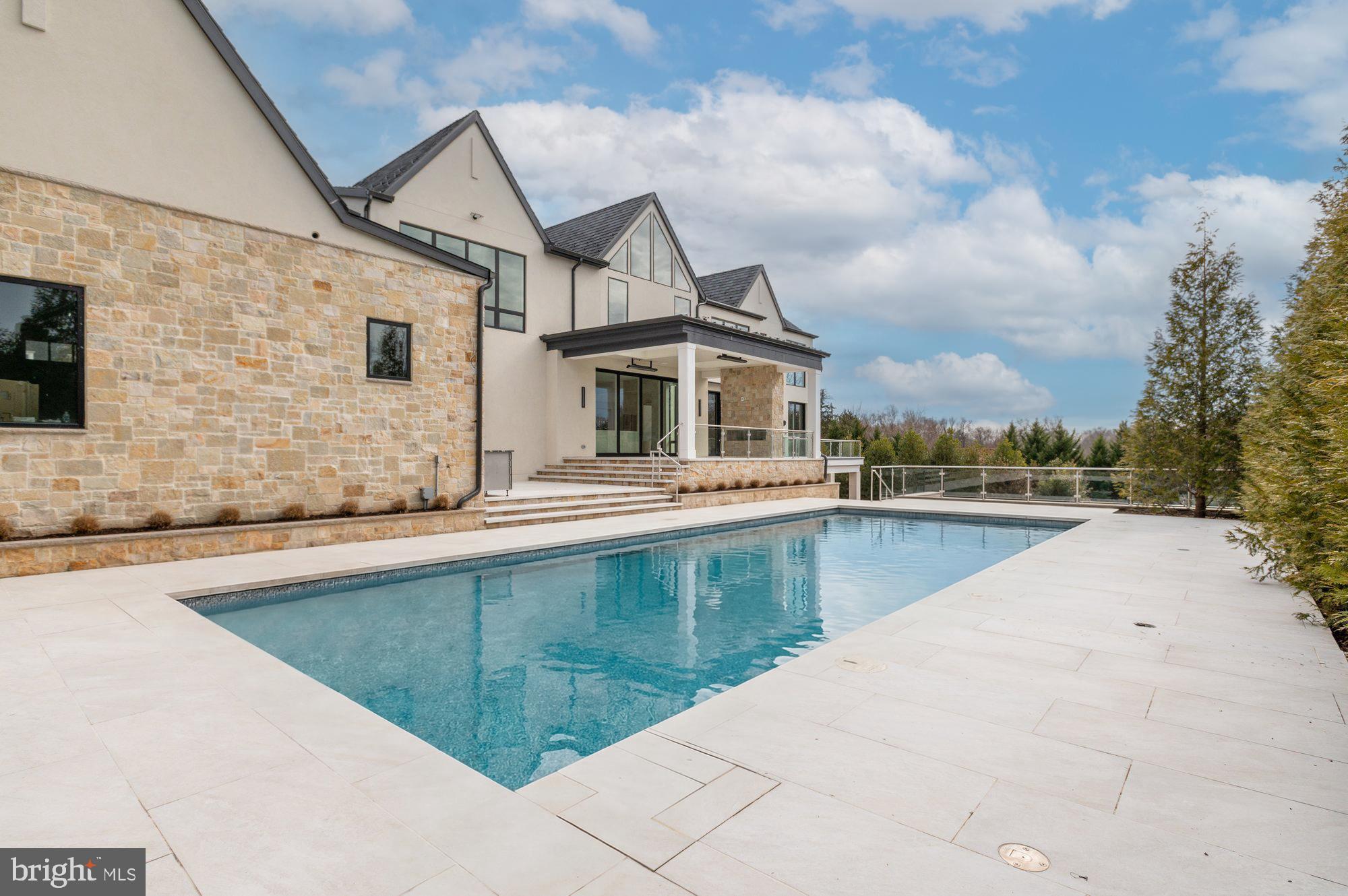 BALLANTRAE - Residential