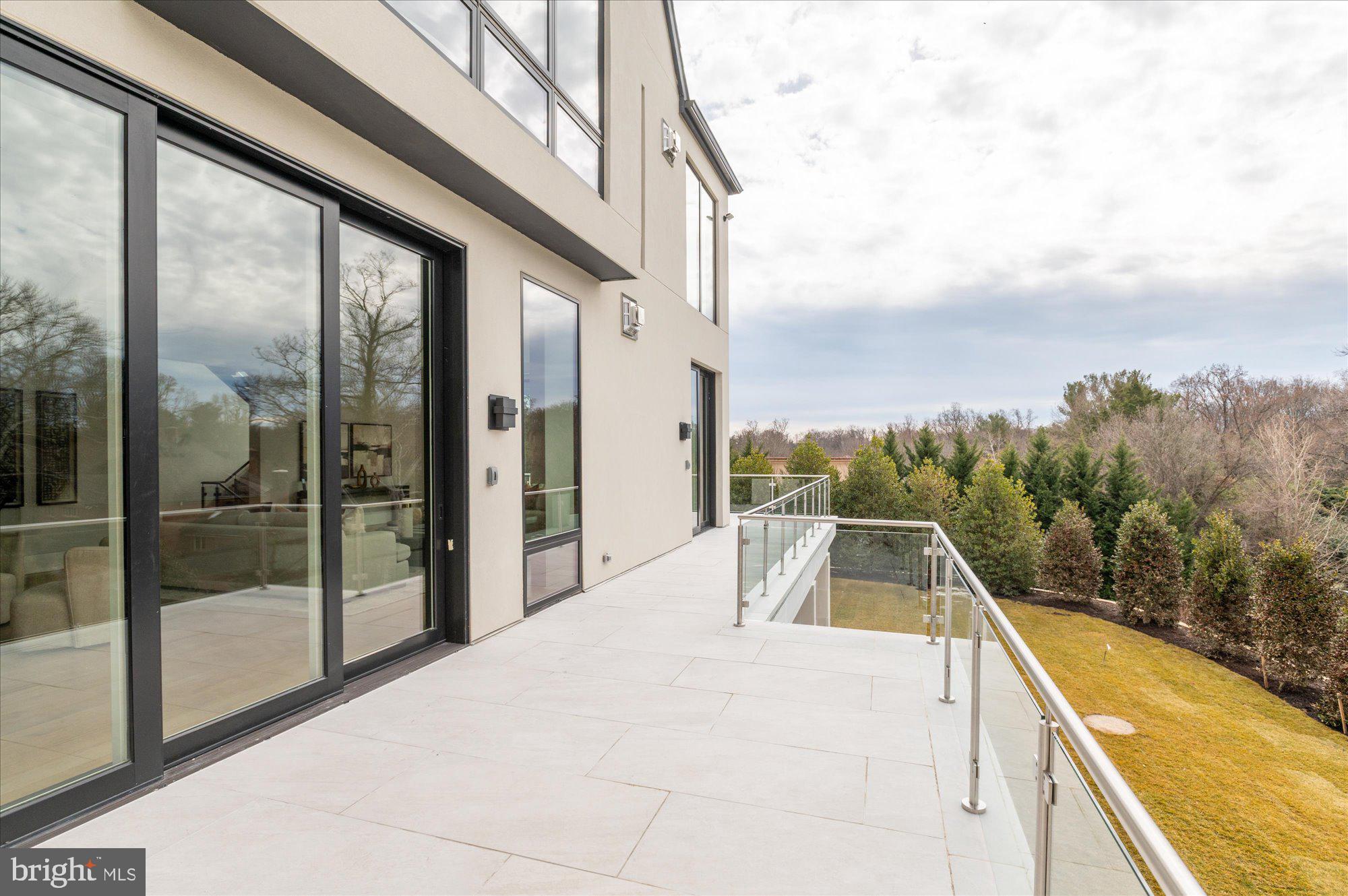 BALLANTRAE - Residential