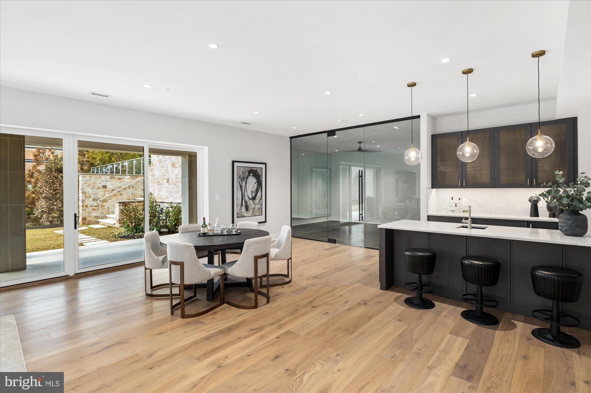 BALLANTRAE - Residential