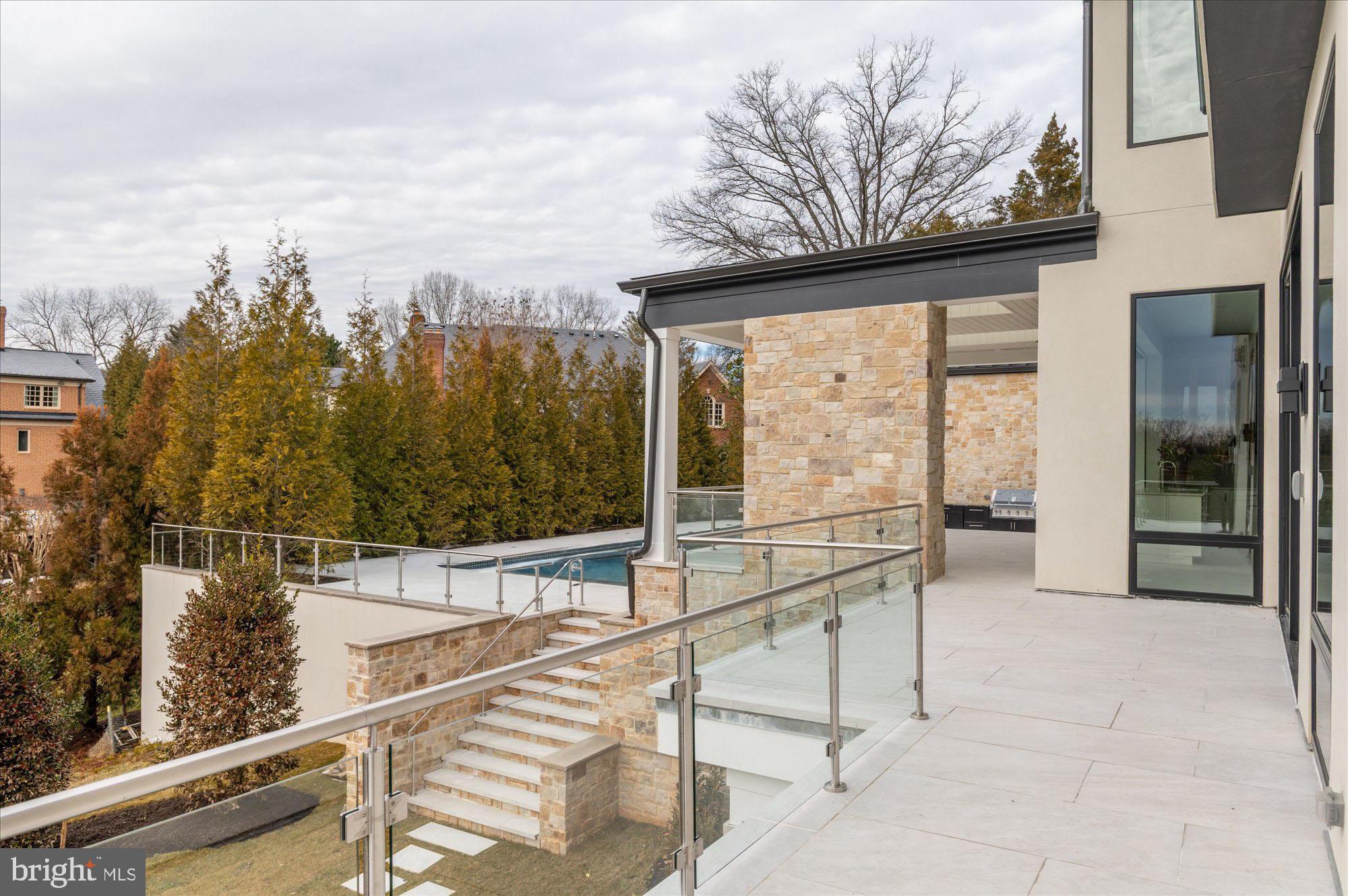 BALLANTRAE - Residential