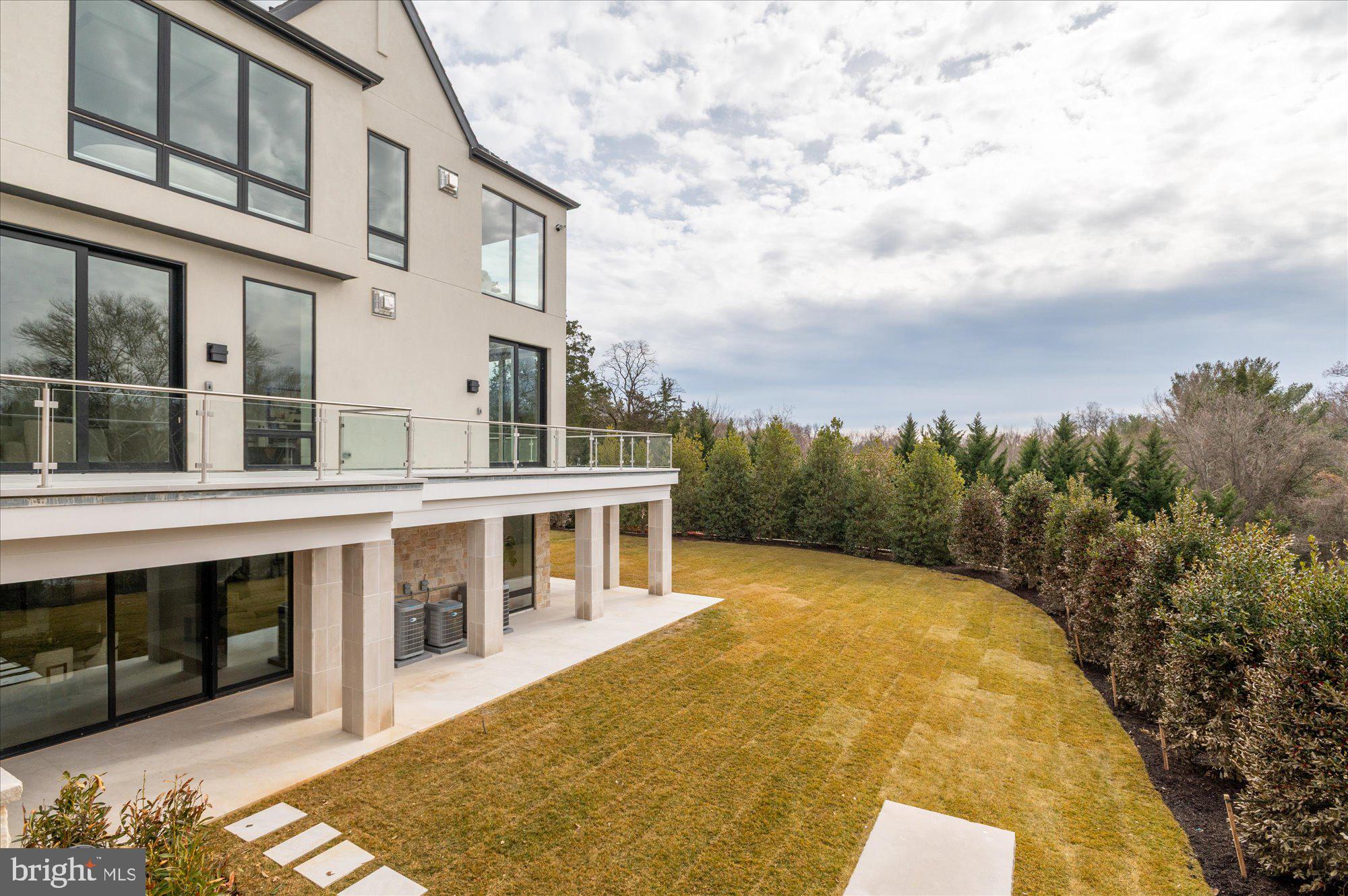 BALLANTRAE - Residential