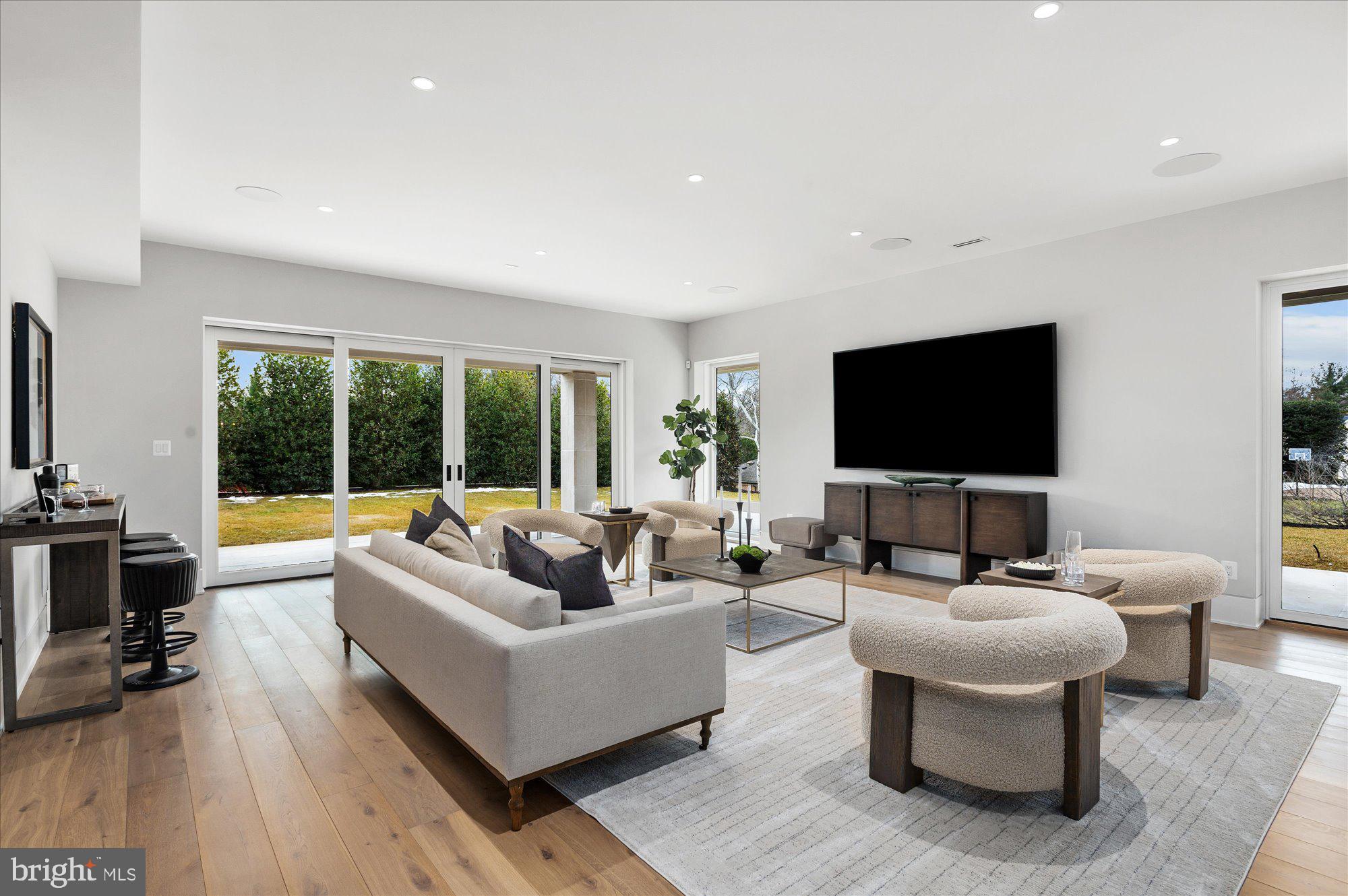 BALLANTRAE - Residential