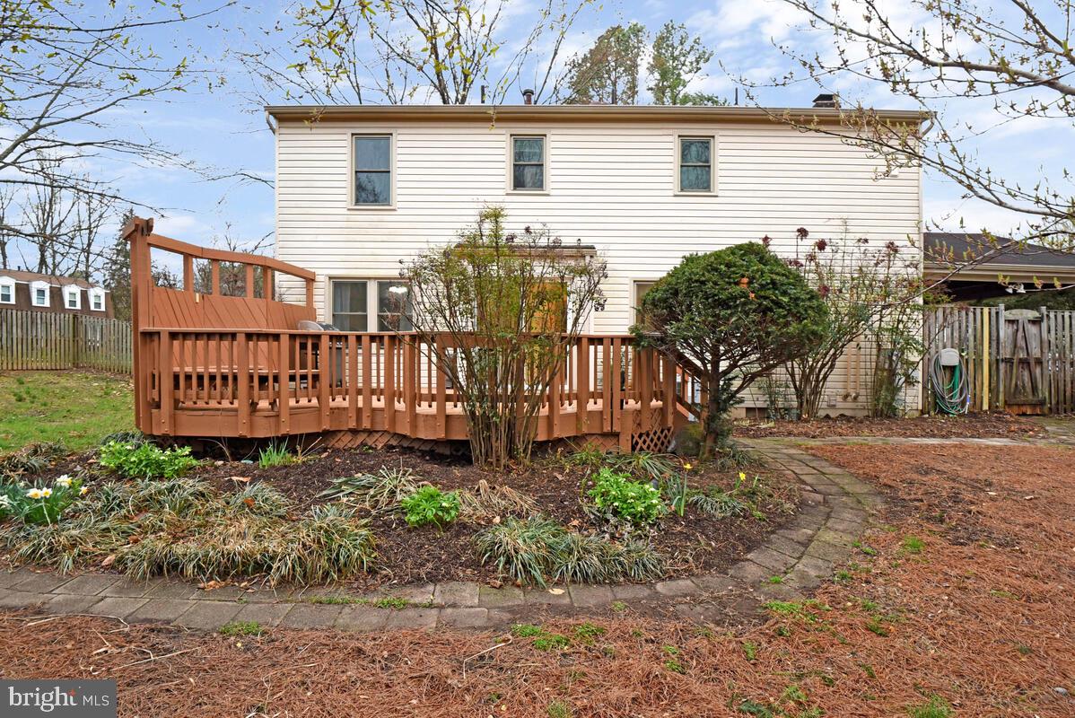 ROLLING VALLEY - Residential