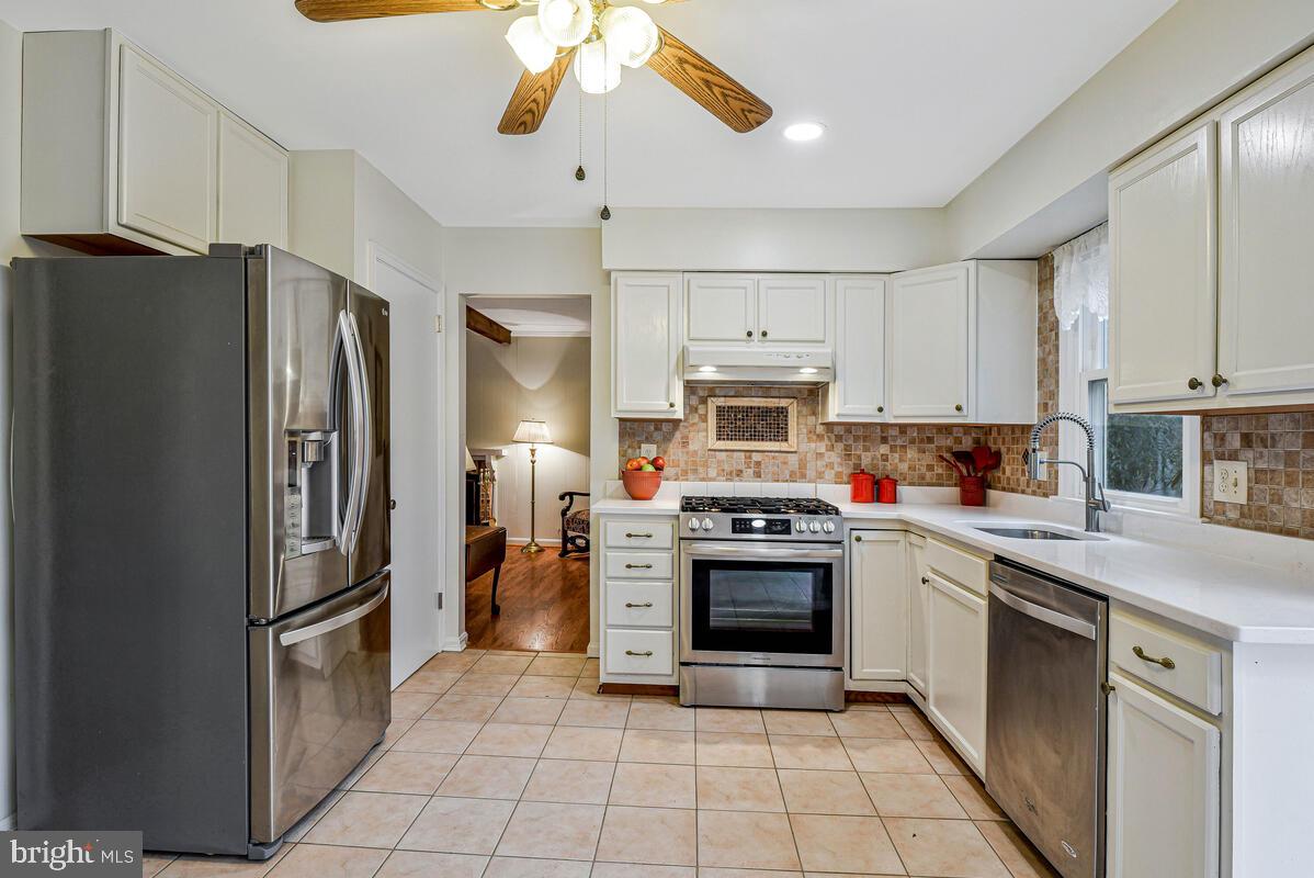 ROLLING VALLEY - Residential